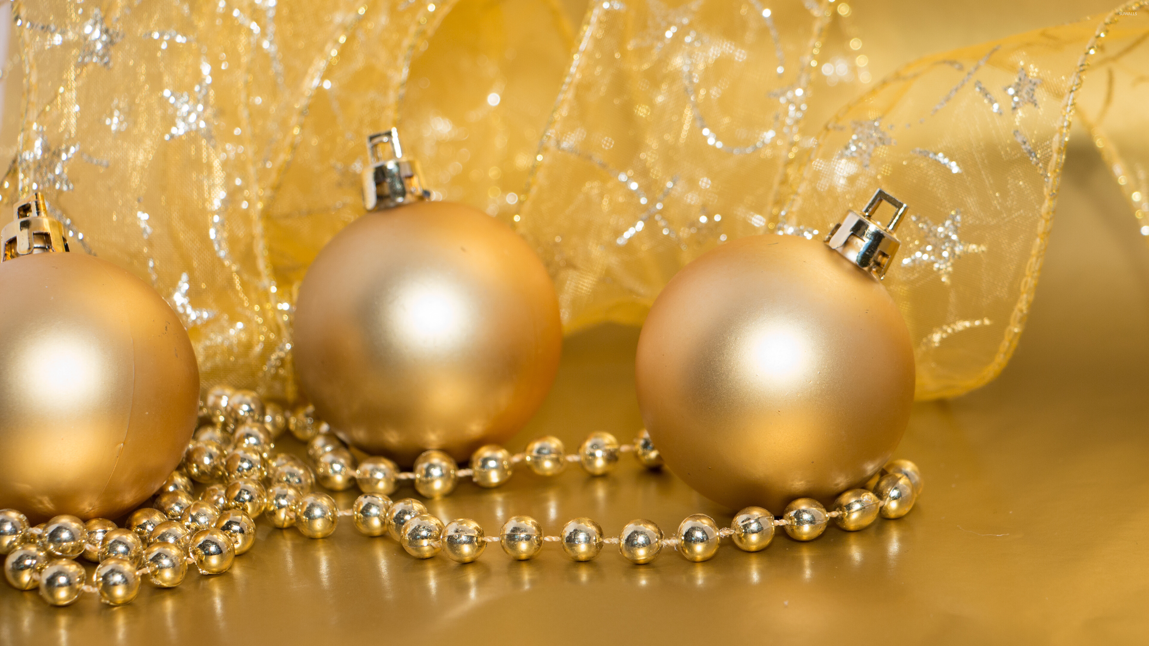 Golden ornaments, Christmas decorations, Holiday wallpapers, Luxurious ambiance, 3840x2160 4K Desktop