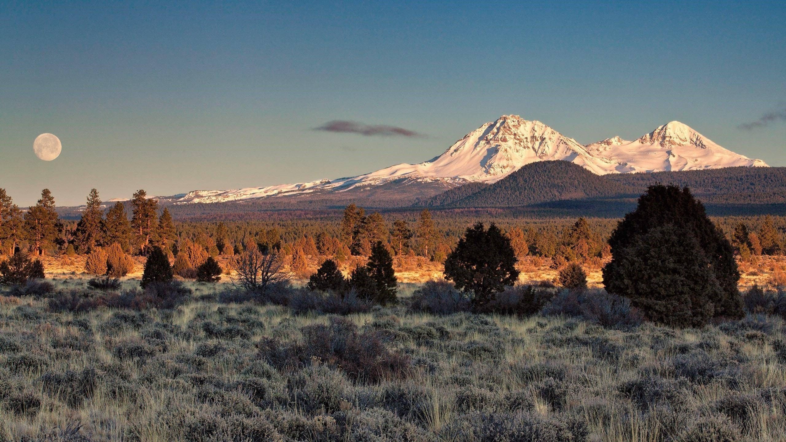 Oregon mountains, Untouched nature, Picture-perfect scenery, Peaceful retreat, 2560x1440 HD Desktop