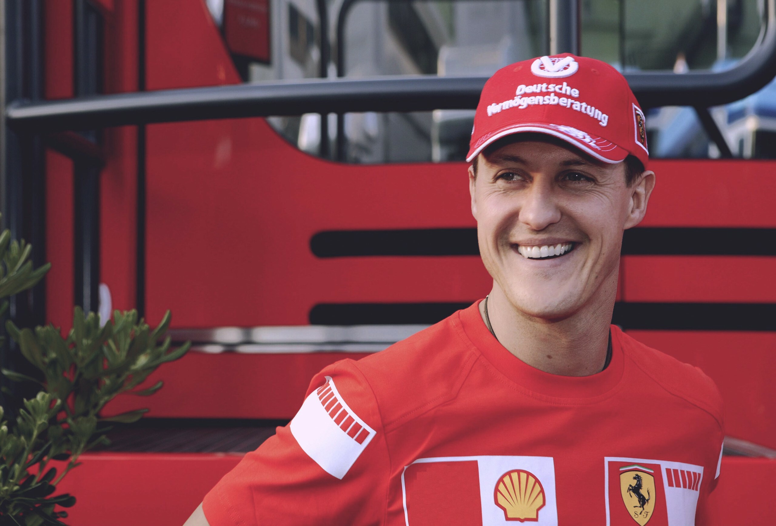 Michael Schumacher, Infectious smile, Resilience, Hairspring, 2560x1740 HD Desktop