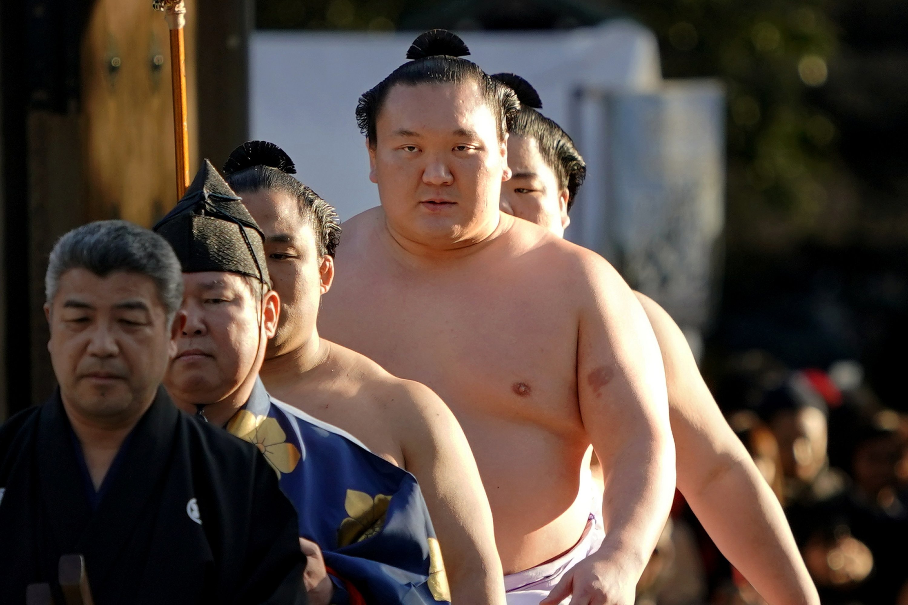 Sumo, Top-ranked wrestler Hakuho, Virus-positive revelation, Sports news, 3000x2000 HD Desktop