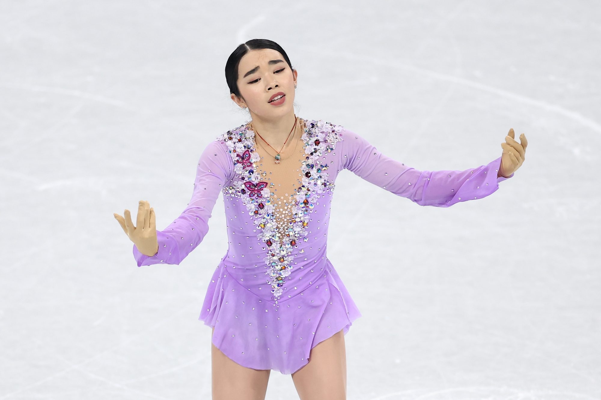 Karen Chen, Mother's contribution, Skating costume creation, 2000x1340 HD Desktop