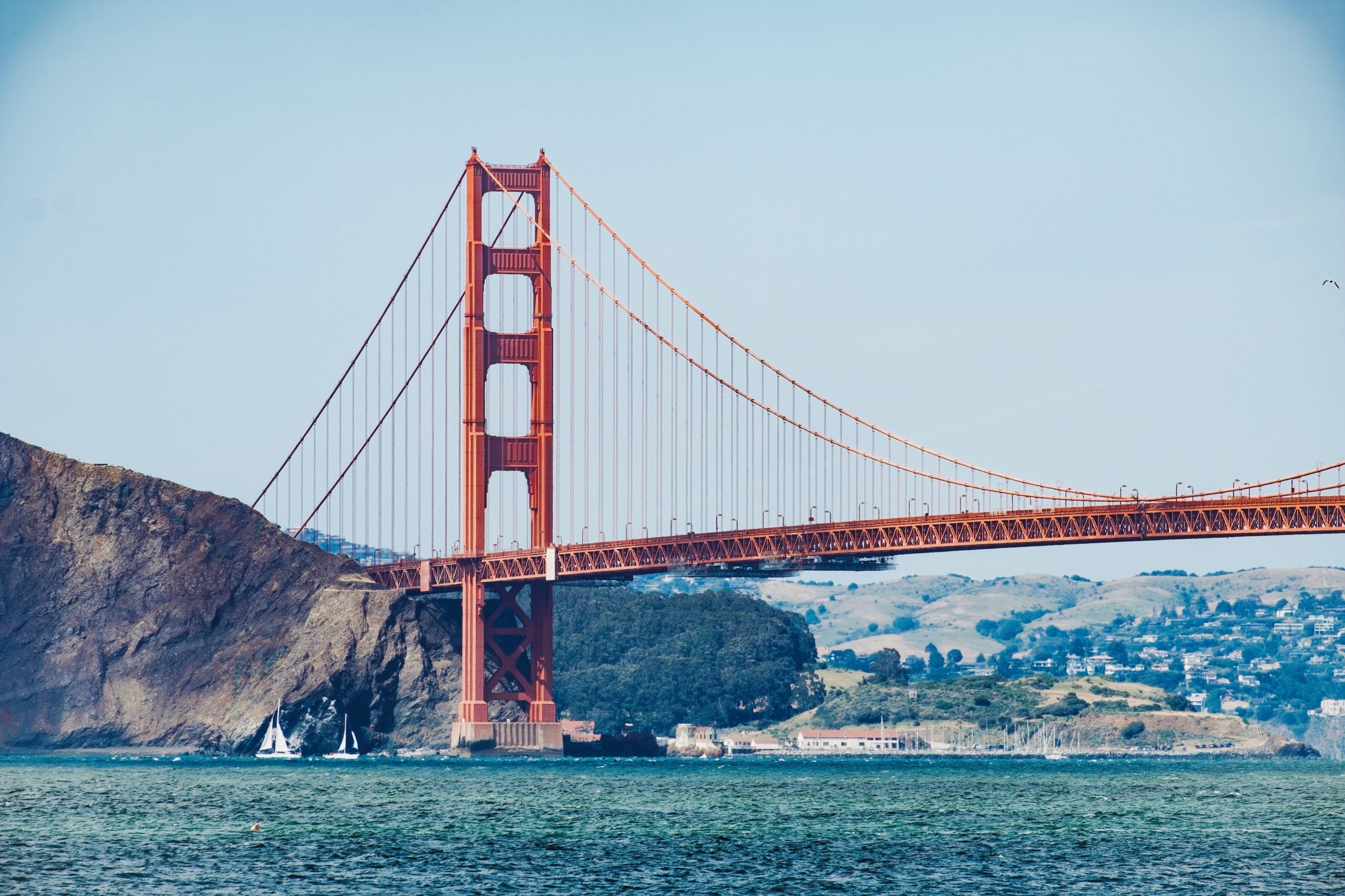 Golden Gate Bridge, Crisis support services, Barrier delay, News report, 2560x1710 HD Desktop