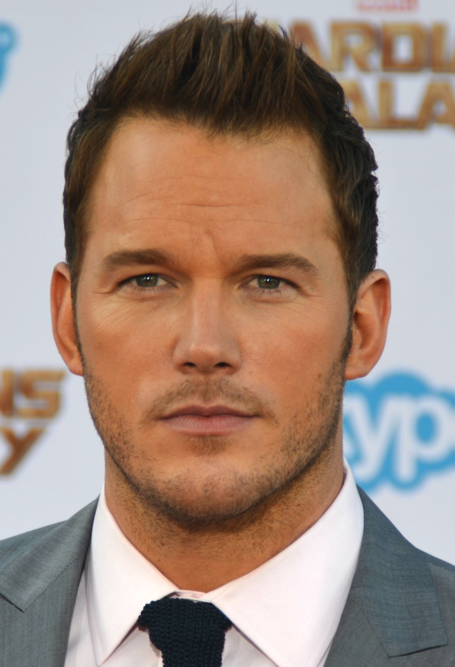 Chris Pratt, Celebrity wallpapers, 4K pictures, 2019 collection, 1570x2300 HD Phone