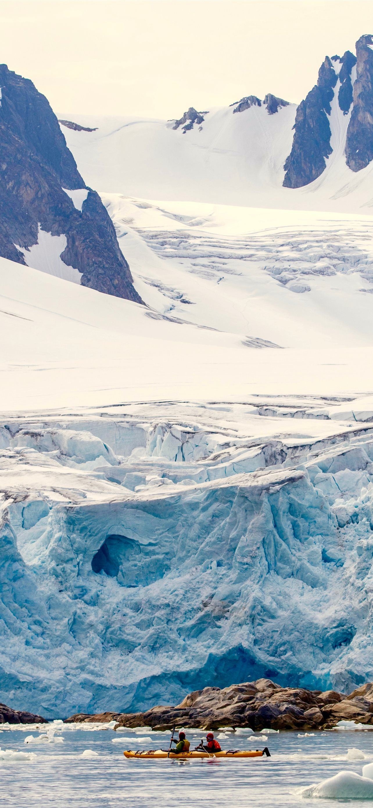 Spitsbergen National Park, Svalbard, Wallpapers, Arctic wilderness, 1290x2780 HD Phone