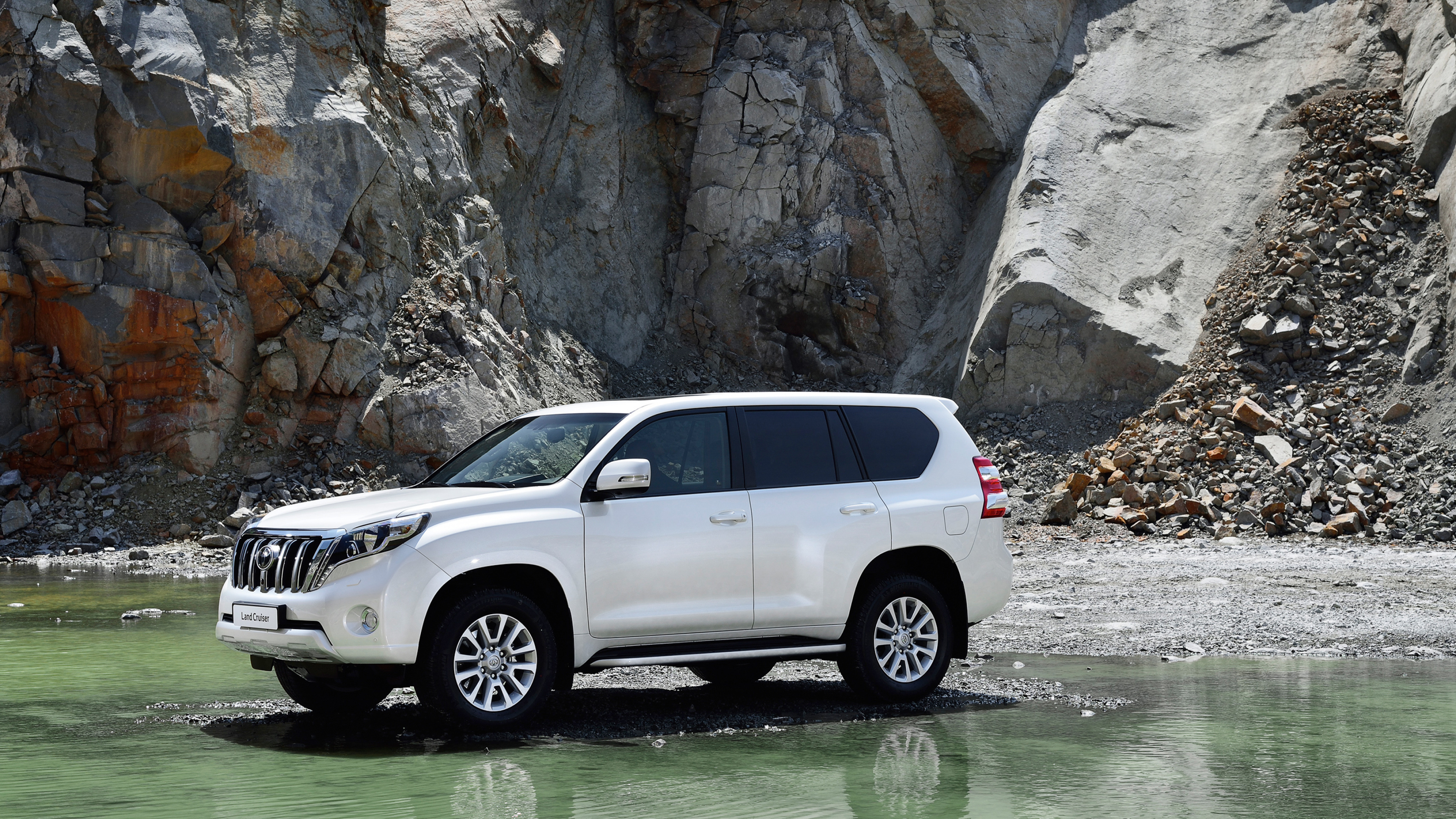 Prado 2013, Toyota Land Cruiser Wallpaper, 3840x2160 4K Desktop