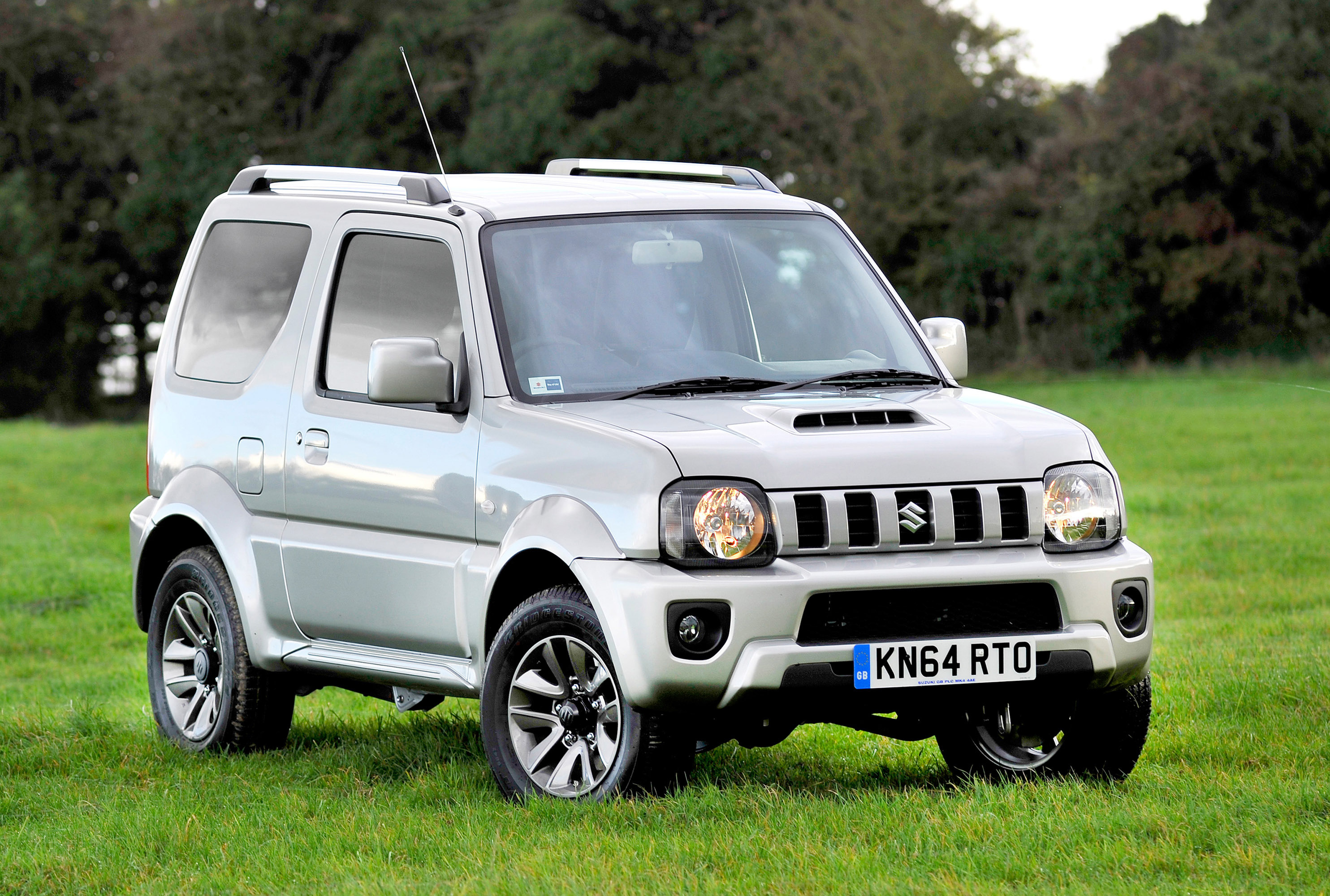 Suzuki Jimny, 2015 model, HD picture, Compact SUV, 2970x2000 HD Desktop