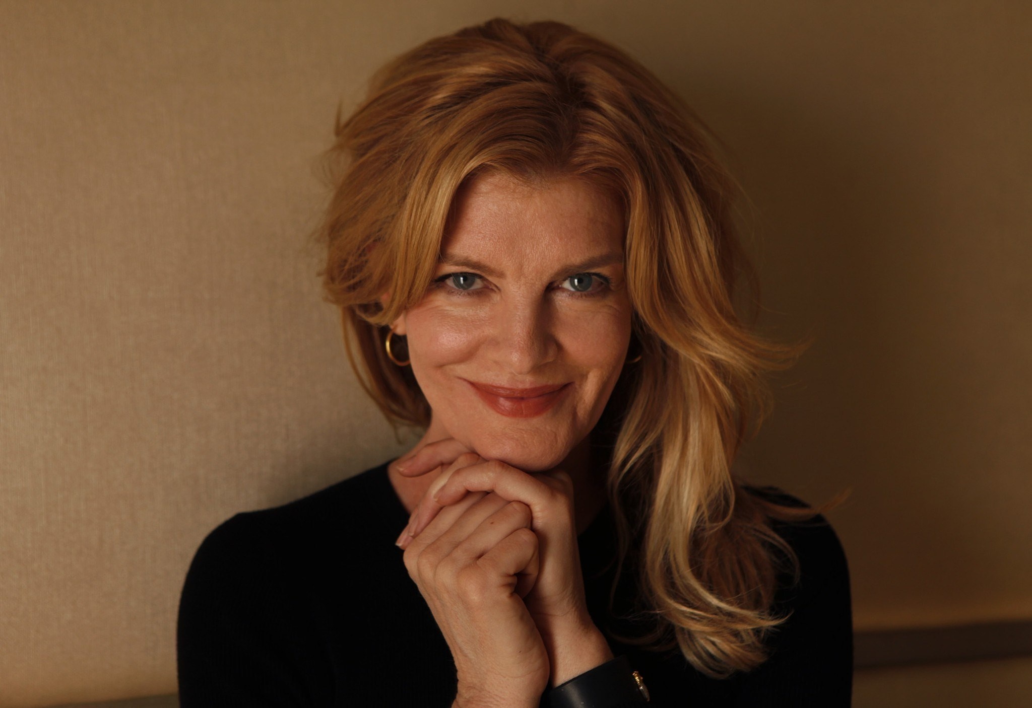 Rene Russo, 4 HD wallpapers, Movie star, 2050x1410 HD Desktop