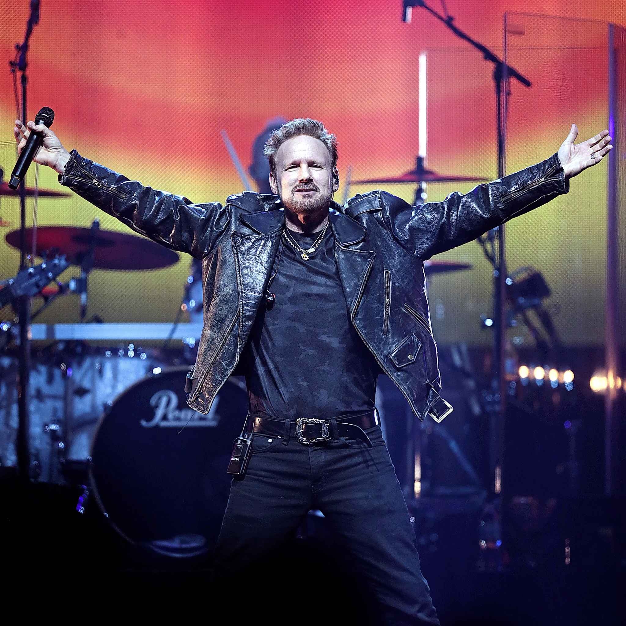 Corey Hart takes audience on hit-filled trip back in time Winnipeg Free Press 2050x2050