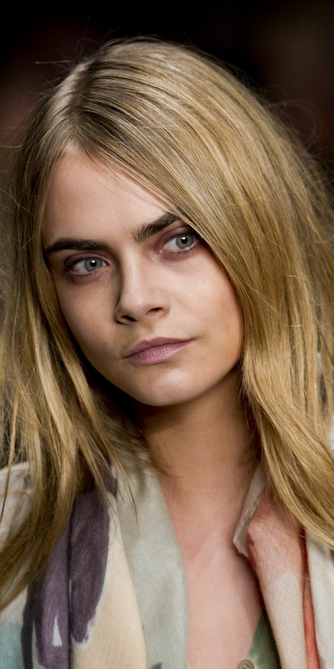 Cara Delevingne, Celebrity beauty, Trendy haircuts, Stunning look, 1080x2160 HD Phone