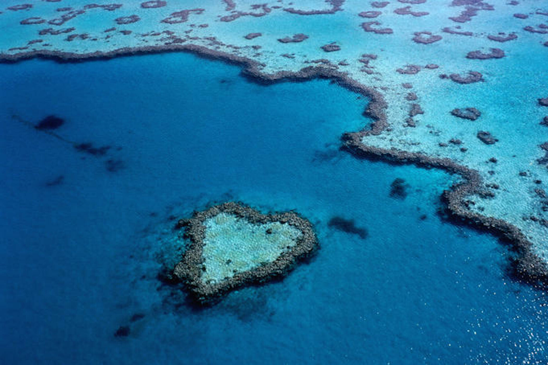 Heart Reef, Great Barrier Reef Wallpaper, 2100x1400 HD Desktop