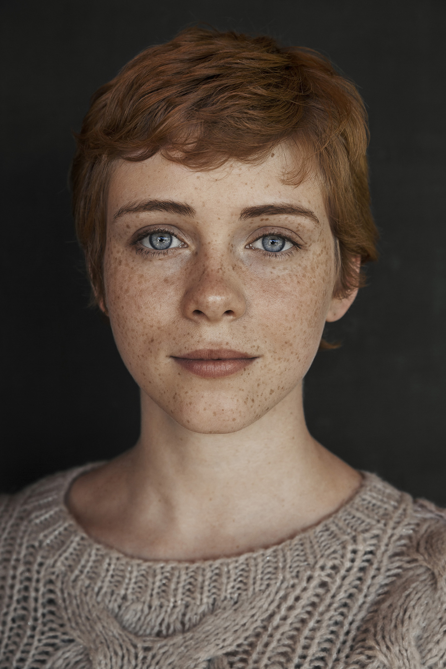 Sophia Lillis, Cute moments, Adorable pictures, Michelle Cunningham, 1440x2160 HD Phone