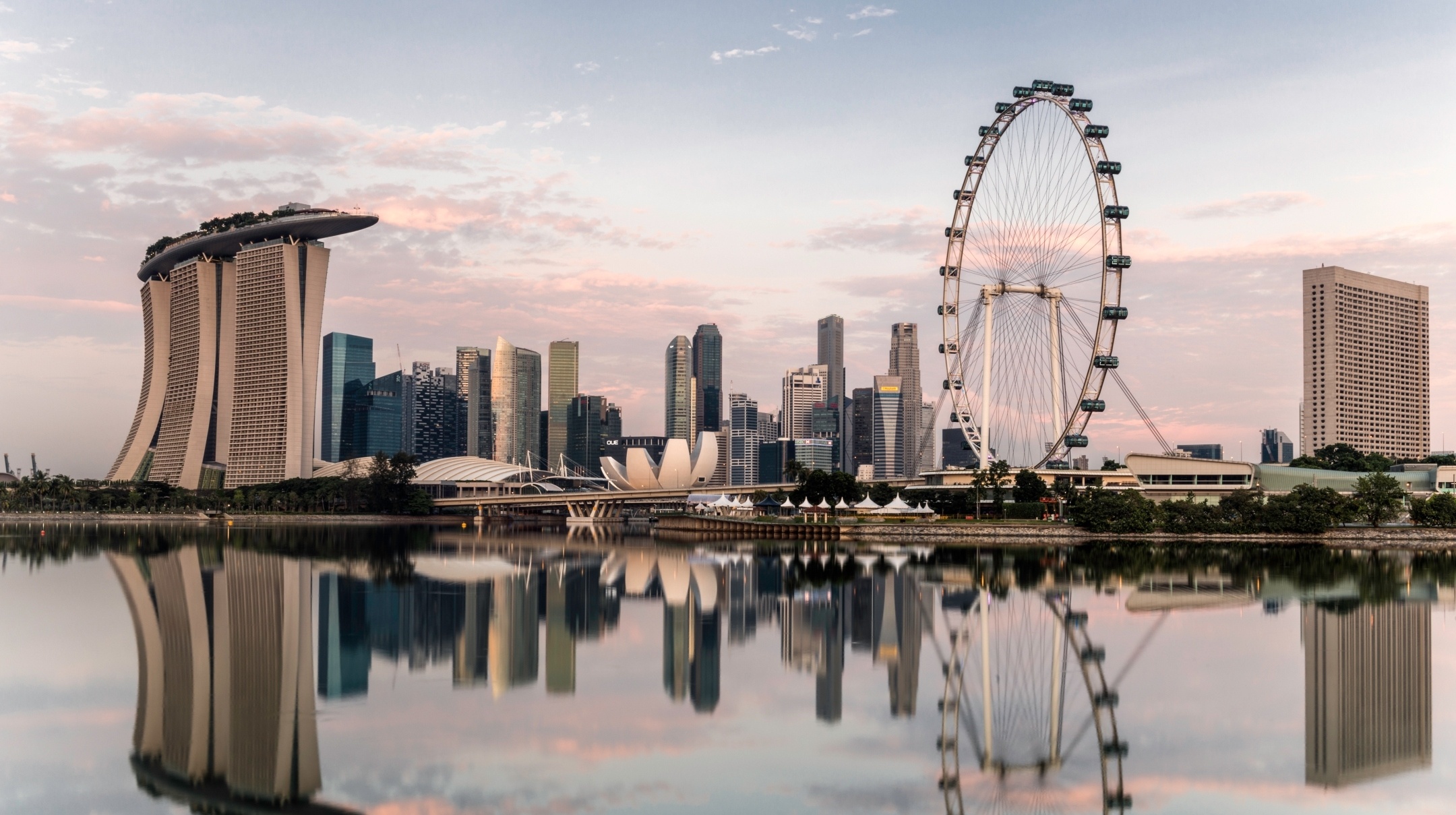 Singapore Skyline, Open Embassy, Ties in Sign, 2160x1210 HD Desktop