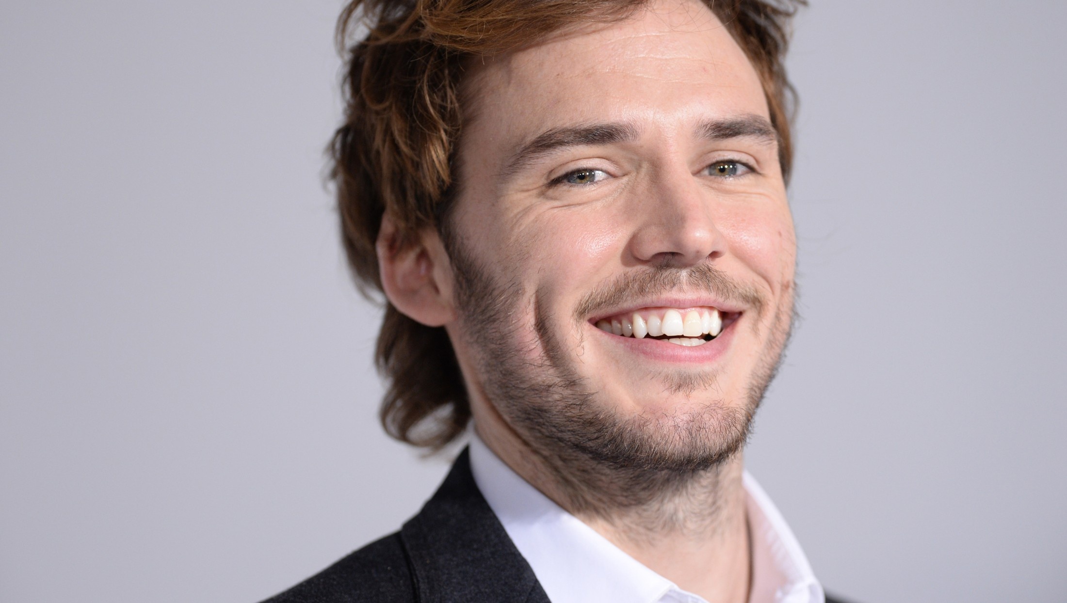 Sam Claflin, Pressure in Hollywood, Acting challenges, Movie industry, 2200x1250 HD Desktop