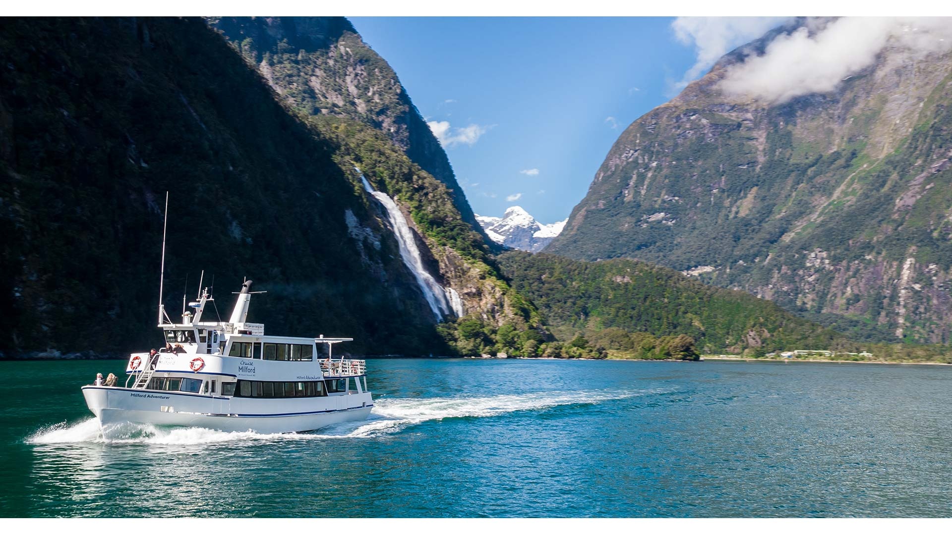 Milford Sound Day Tour, Trip from Queenstown, IntercityReg, Spectacular landscapes, 1920x1080 Full HD Desktop