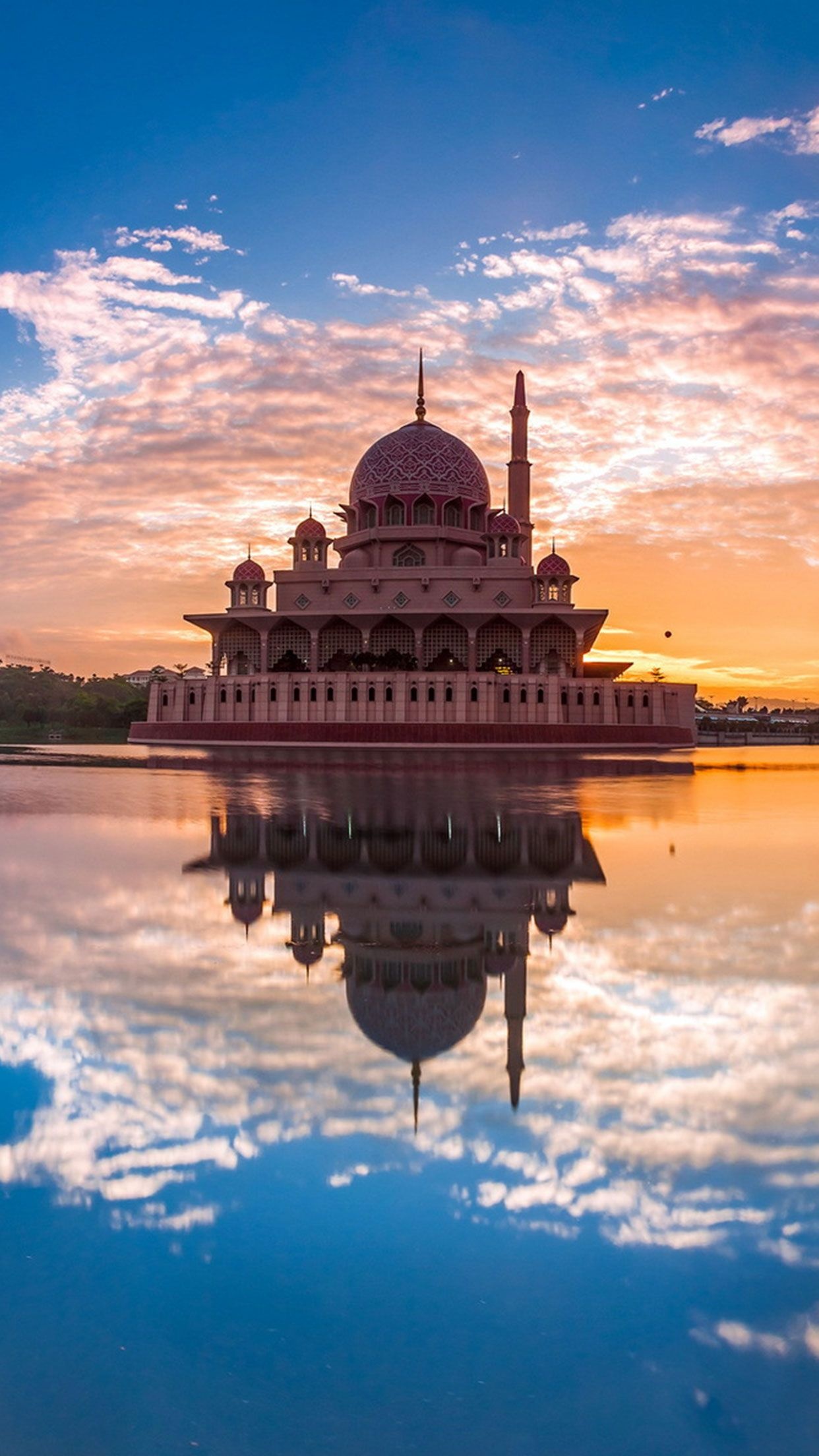 Putra Mosque, Malaysia Wallpaper, 1250x2210 HD Phone