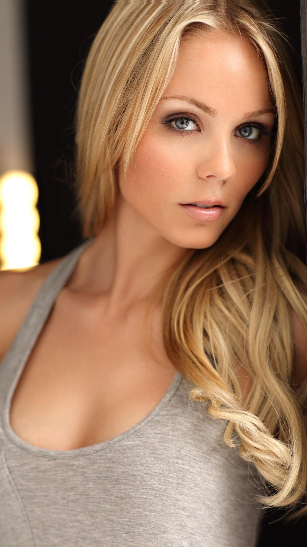 Laura Vandervoort, Movies, Google Search, Blonde, 1080x1920 Full HD Phone