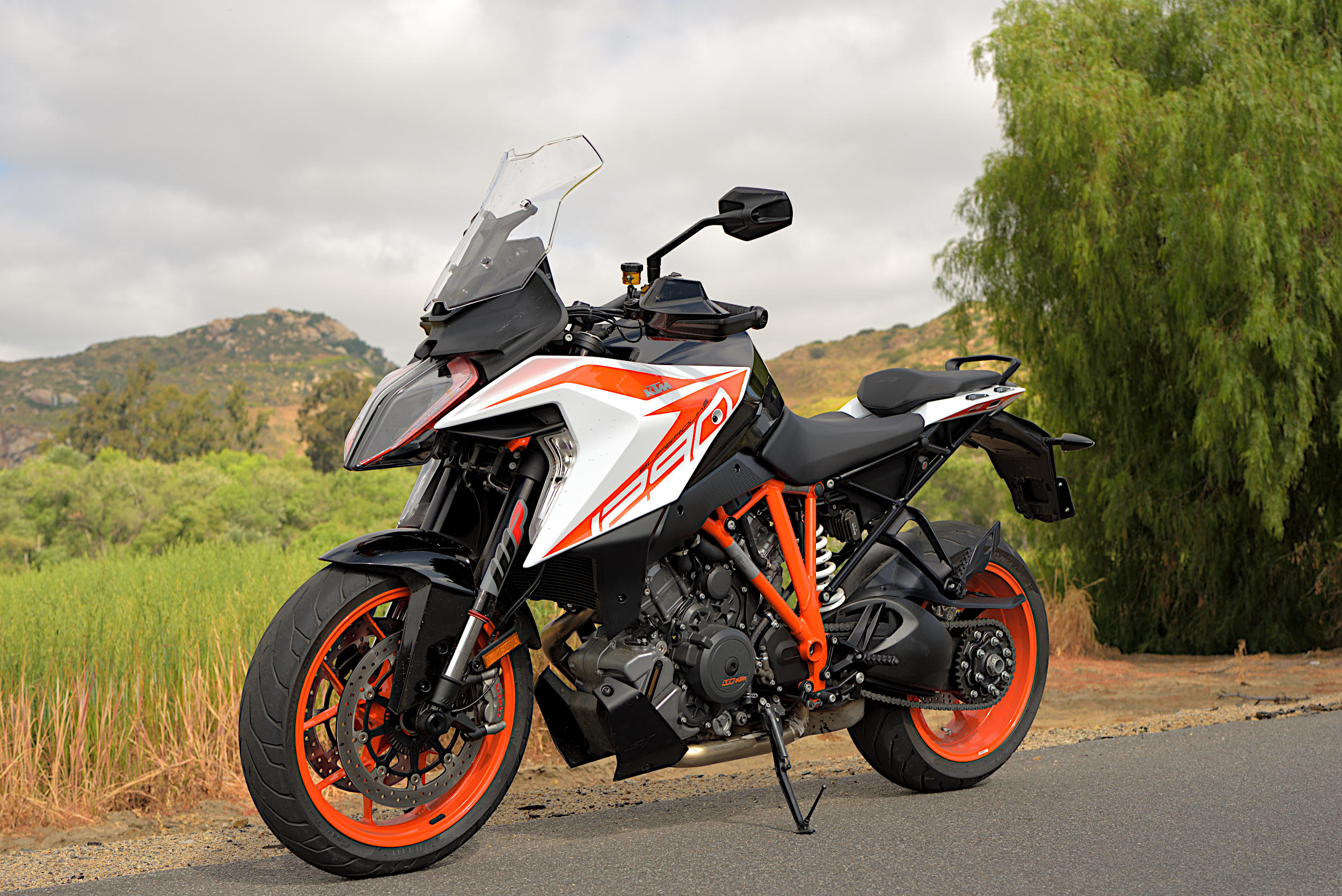 KTM 1290 Super Duke GT, 2019 model review, Motorcycle news editorials, Expert ride review, 2500x1670 HD Desktop