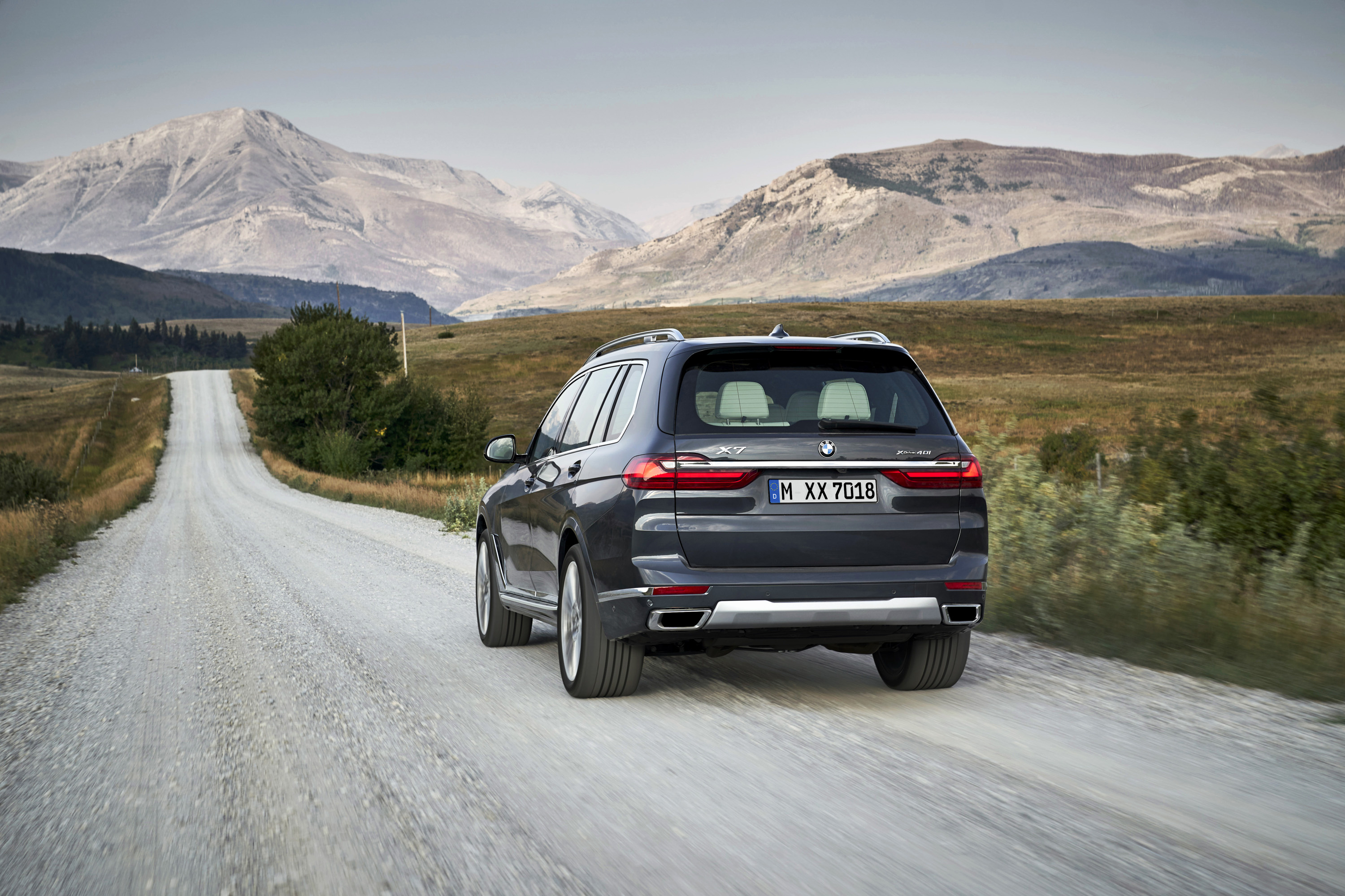 BMW X7, Arctic Grey color, Rear view, Stunning visuals, 3000x2000 HD Desktop