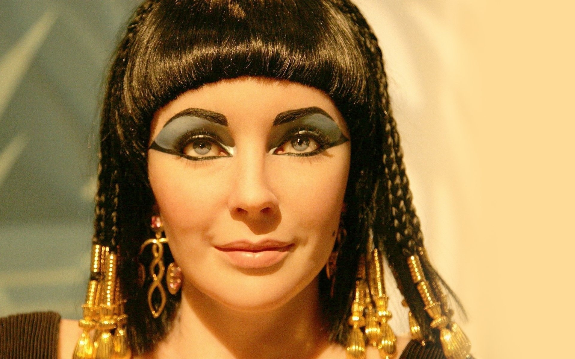 Cleopatra, Elizabeth Taylor Wallpaper, 1920x1200 HD Desktop