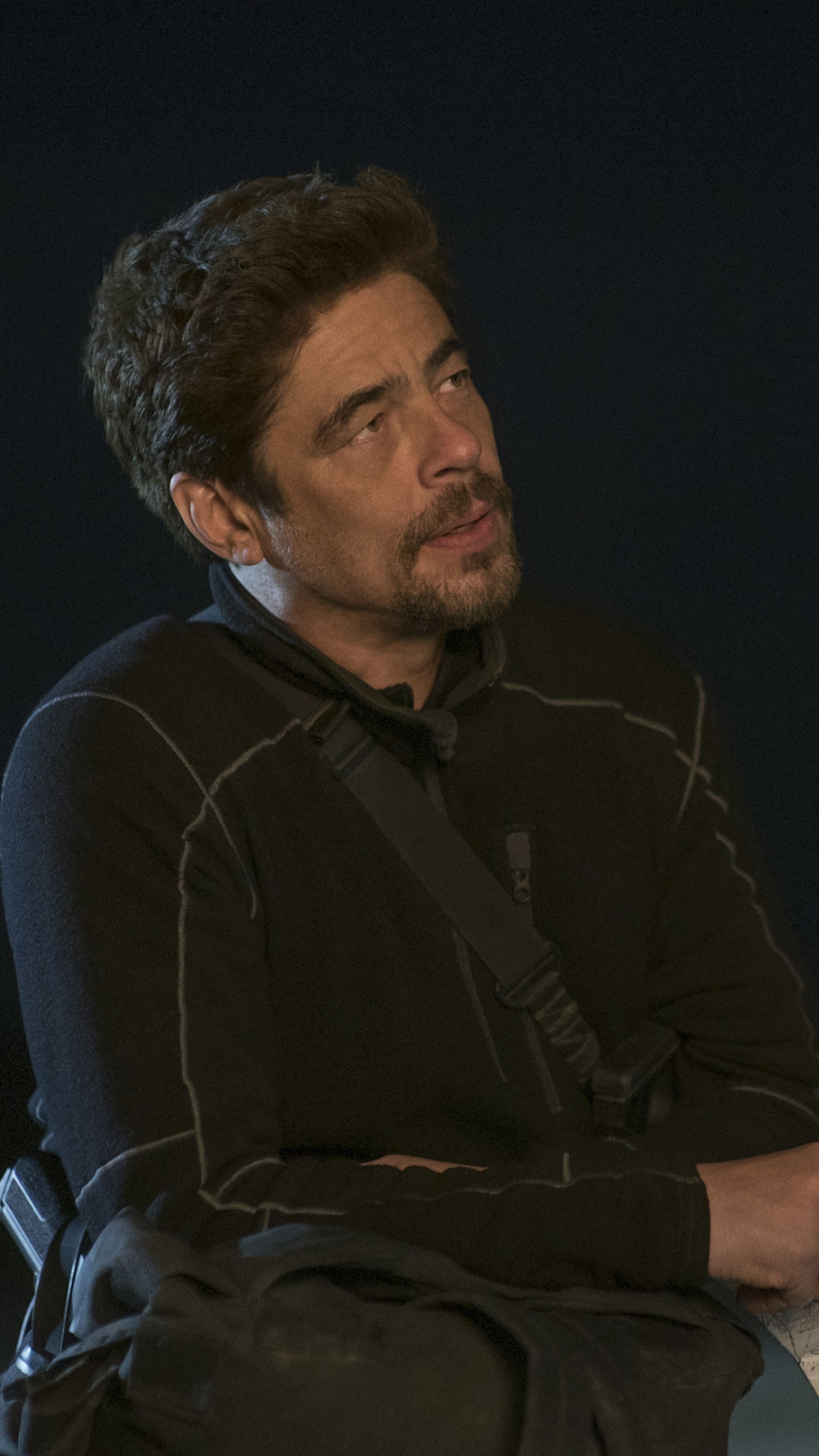 Alejandro Gillick, Benicio Del Toro Wallpaper, 2160x3840 4K Phone