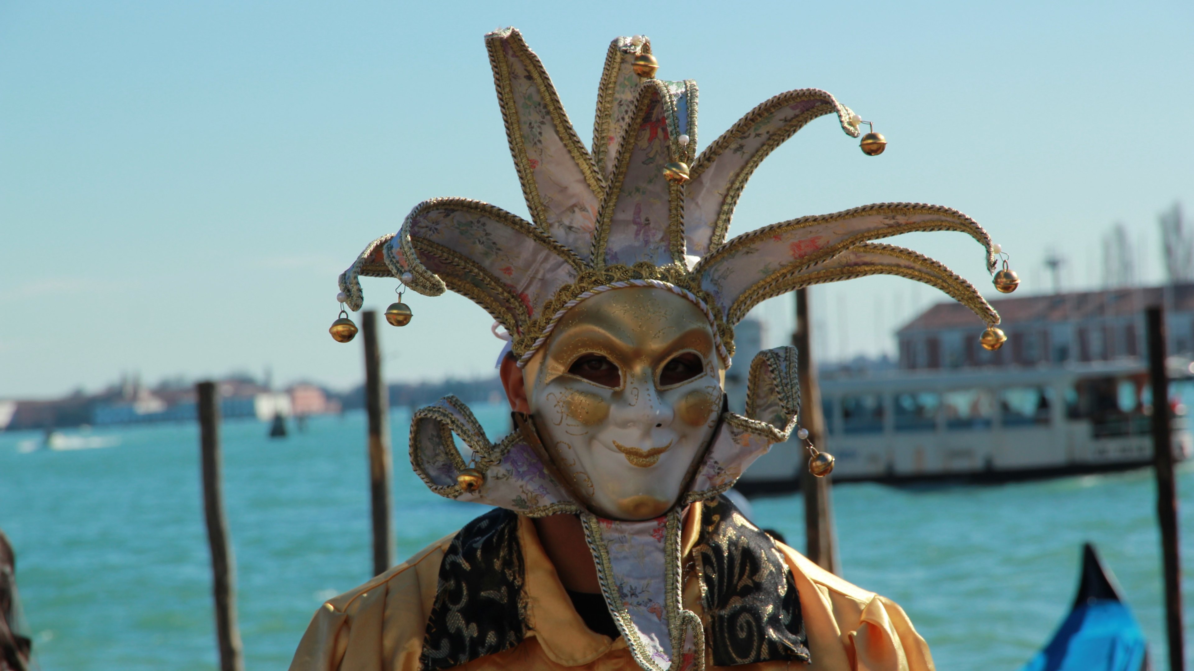 Venice Carnival, Colorful masks, Festive atmosphere, Vibrant celebration, 3840x2160 4K Desktop