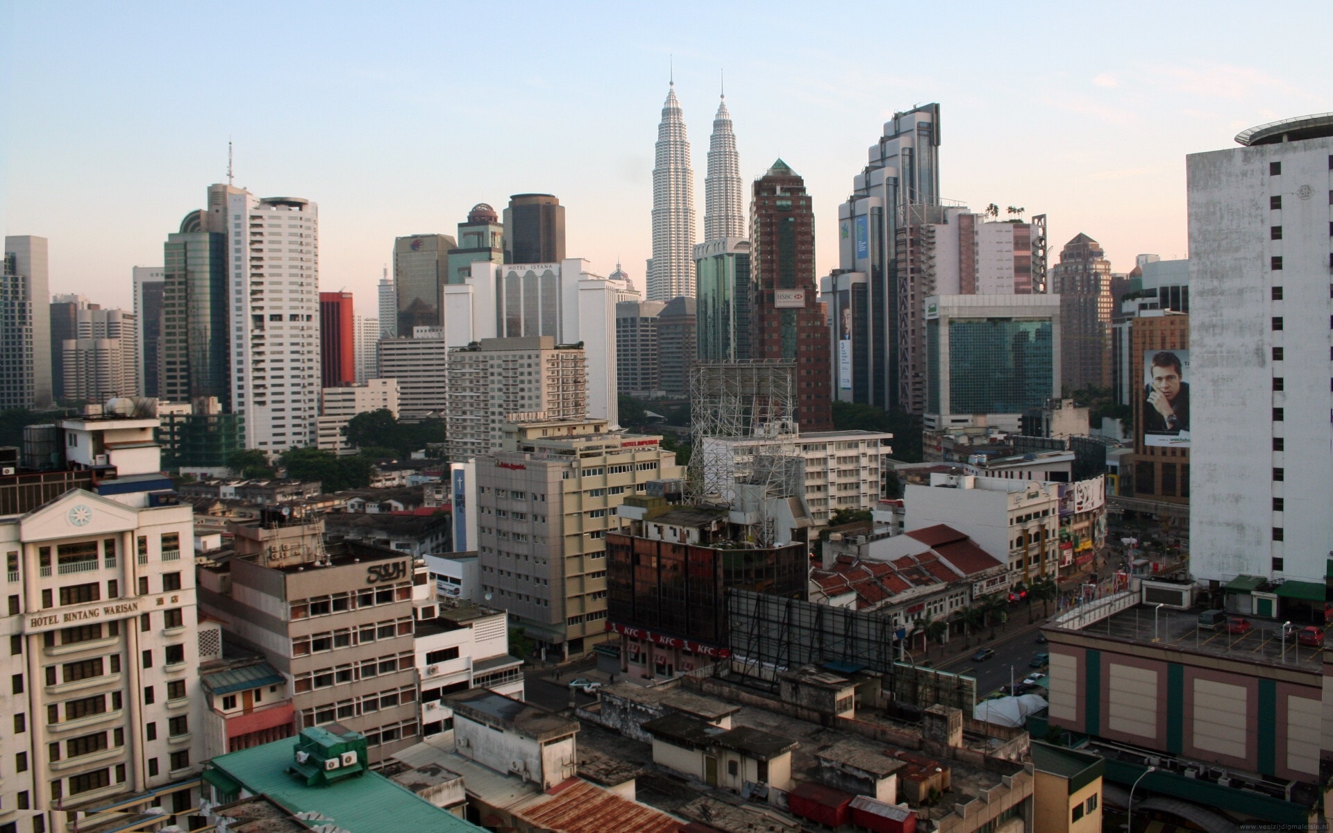 Downtown Kuala Lumpur, Malaysia Wallpaper, 1920x1200 HD Desktop