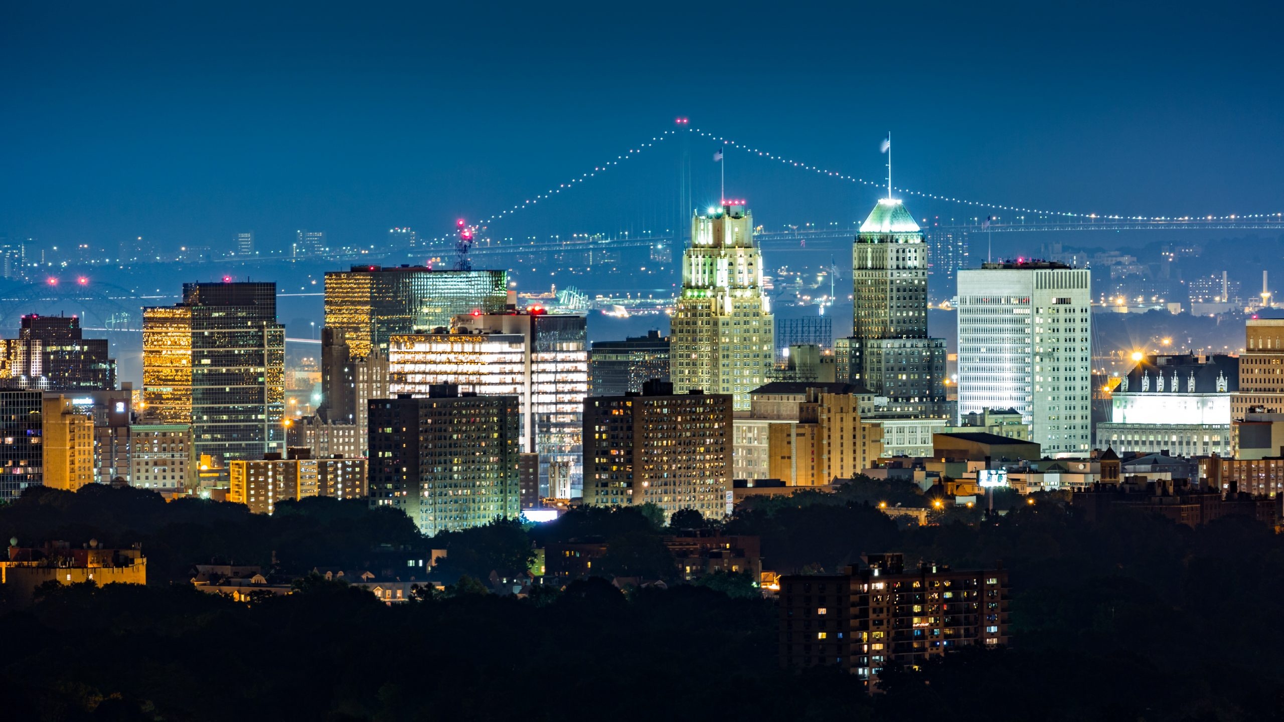 Newark skyline, Broadway Princess Party, Night lights, Entertainment, 2560x1440 HD Desktop