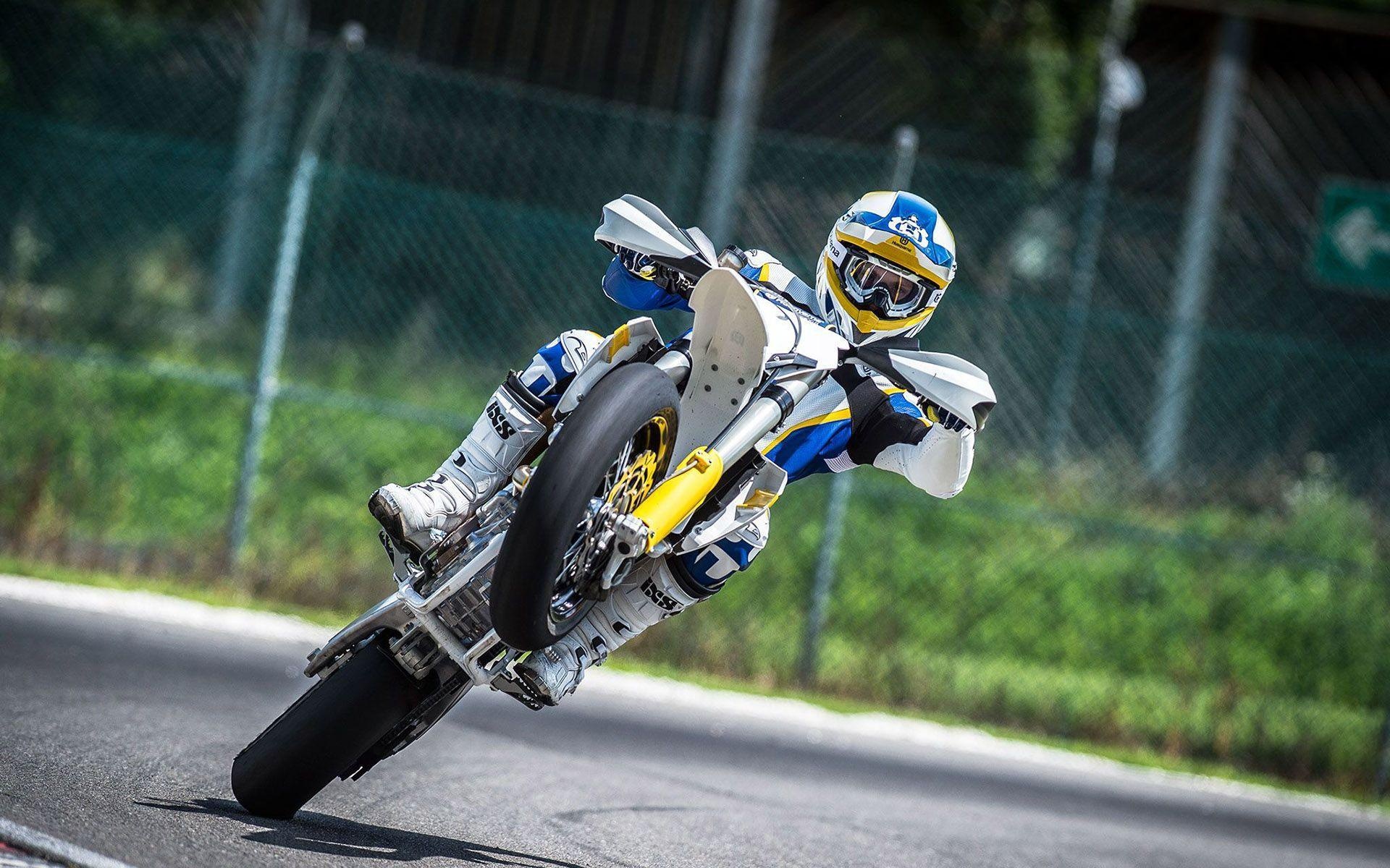 Husqvarna 701, Extreme performance, Cutting-edge technology, Iconic motorcycle, 1920x1200 HD Desktop