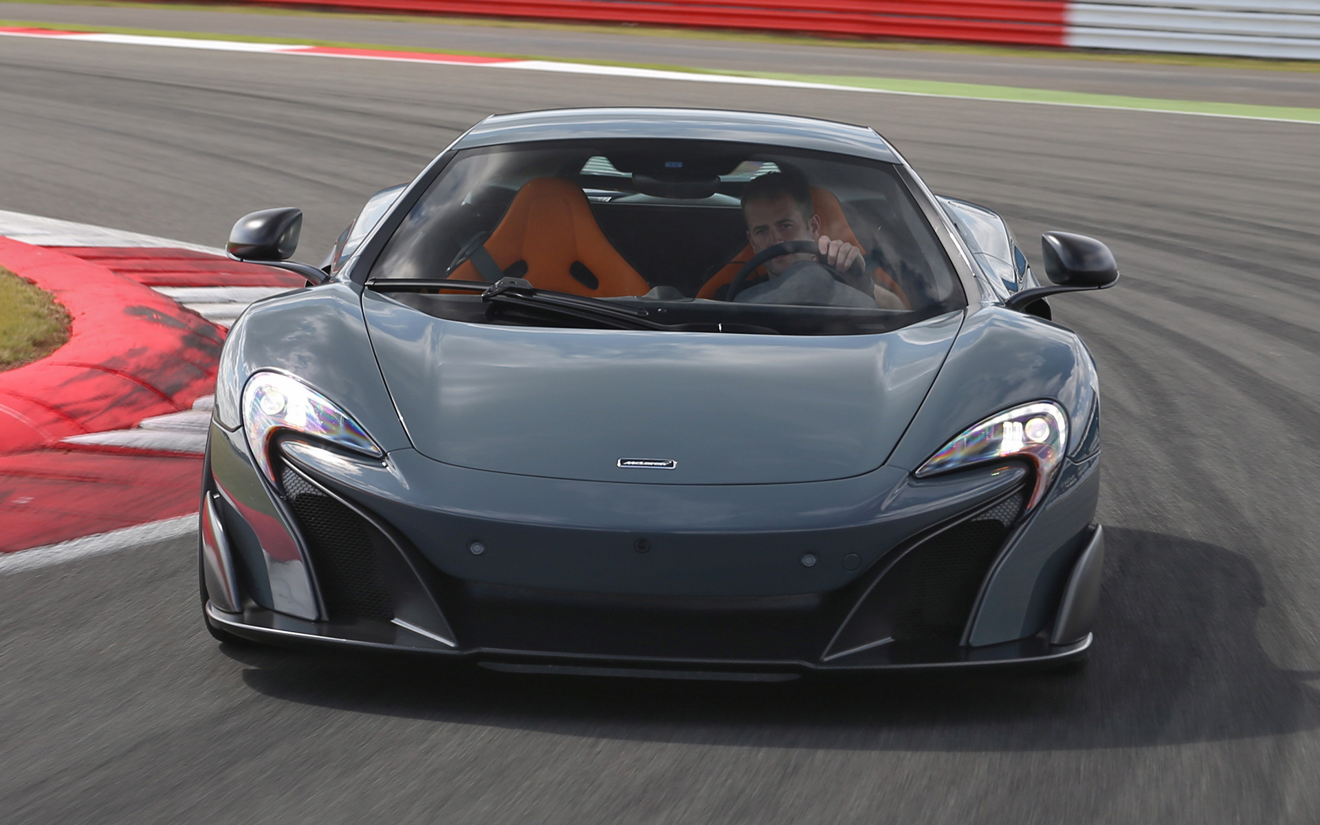 McLaren 675 LT (Auto), Track-ready performance, Aerodynamic excellence, Driving precision, 1920x1200 HD Desktop