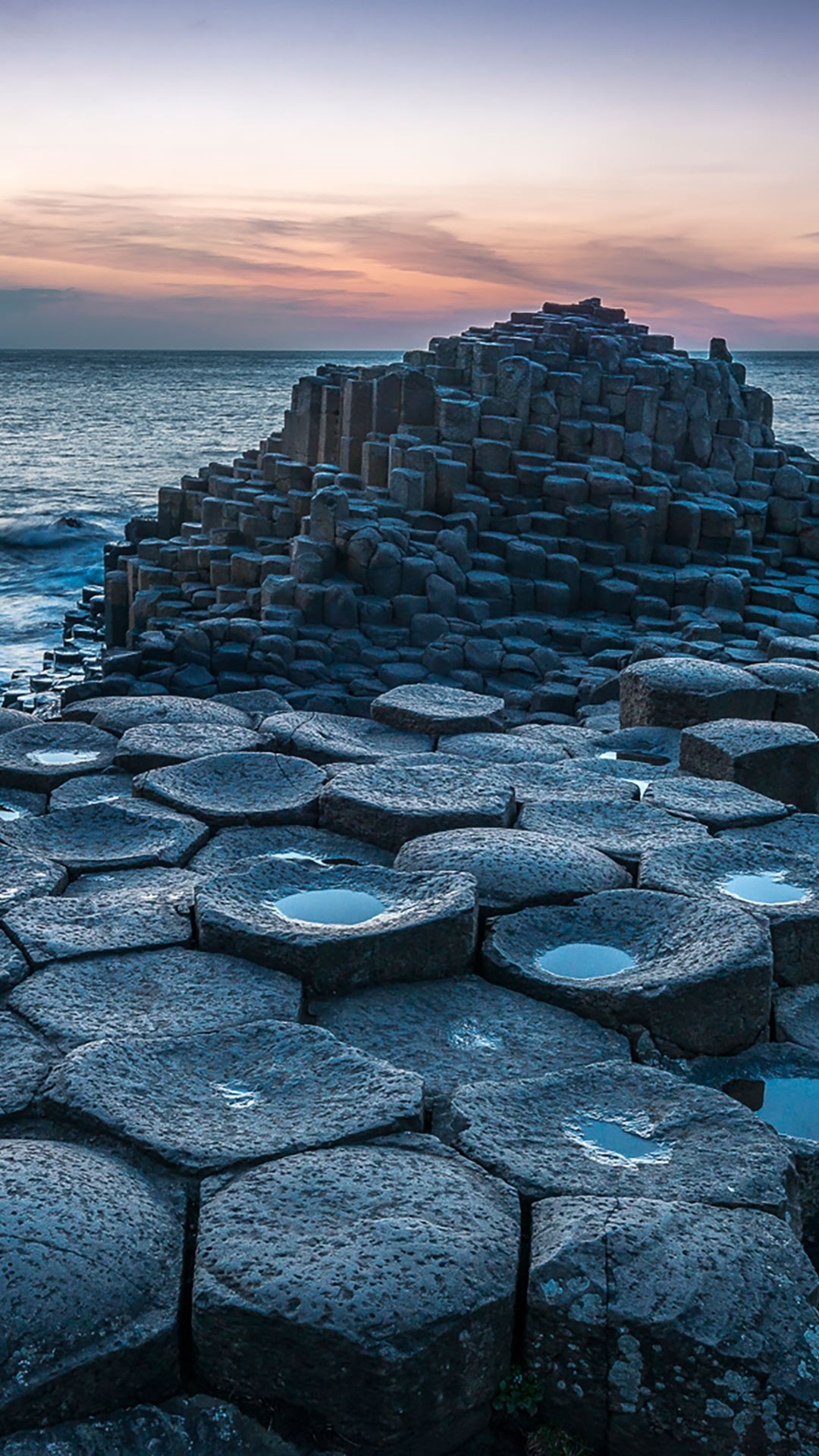 Northern Ireland, Giants Causeway after sunset, 1080x1920 Full HD Phone