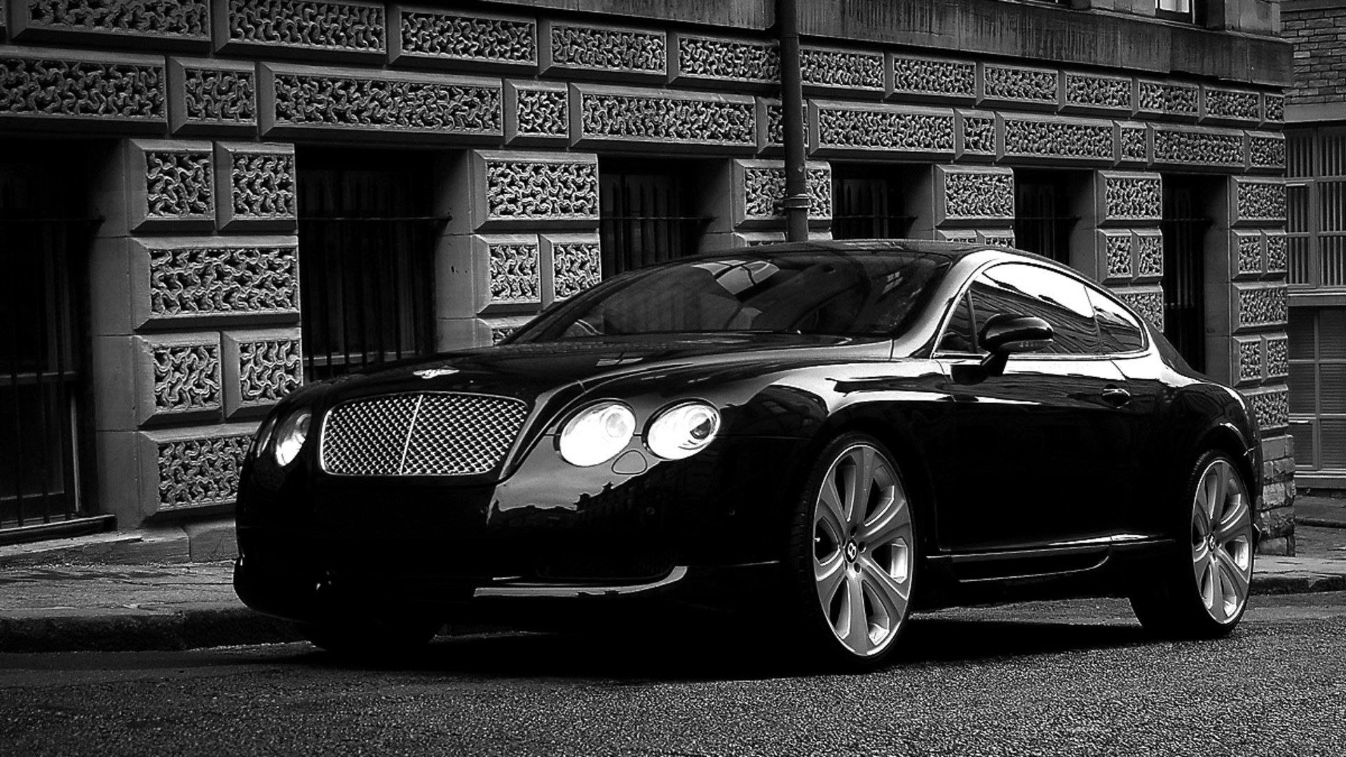 Bentley Continental, High-resolution wallpapers, Luxury vehicle, Showroom spotlight, 1920x1080 Full HD Desktop