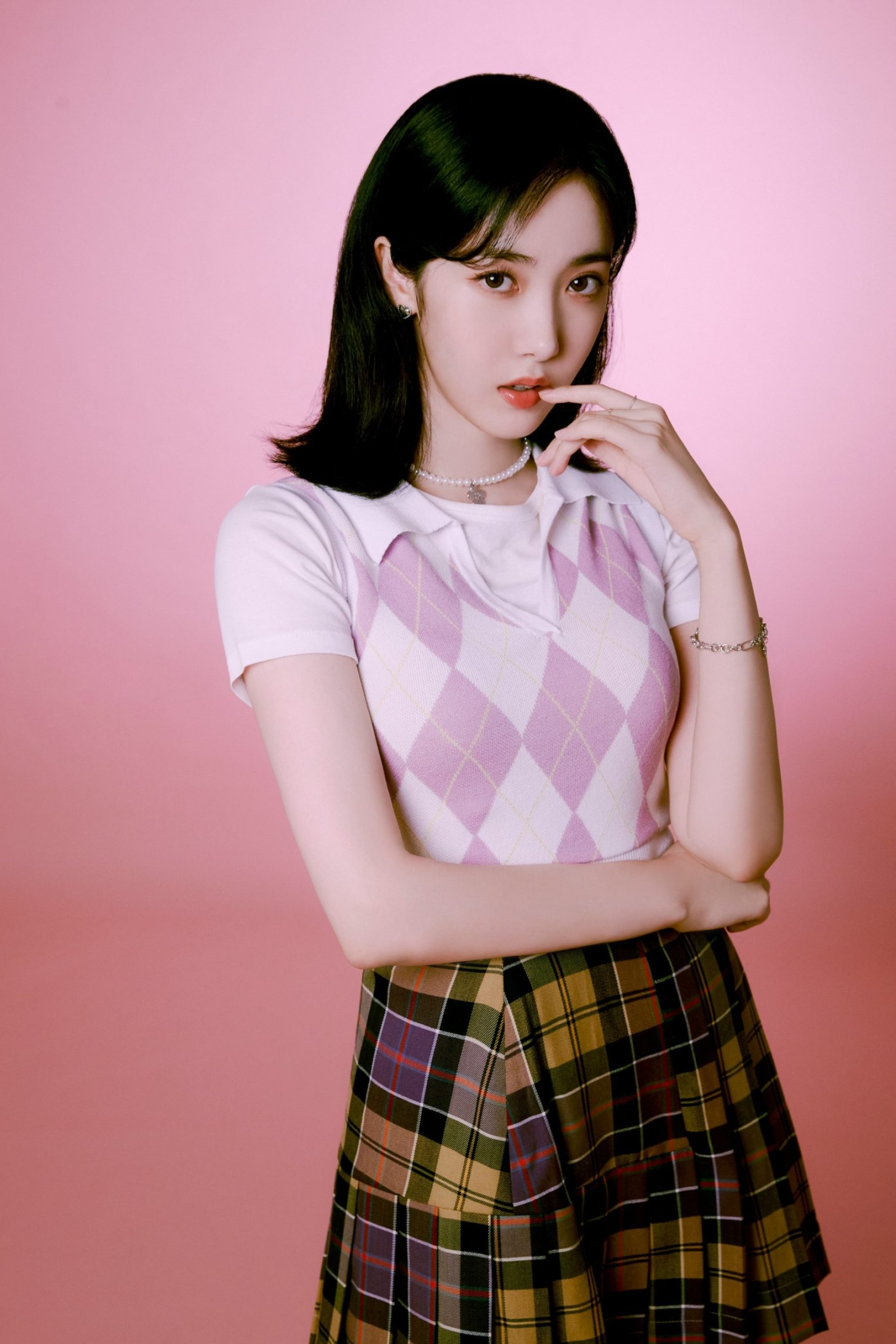 SinB music, Viviz group, Eunha, SinB, Umji, K-gen photos, 1710x2560 HD Phone