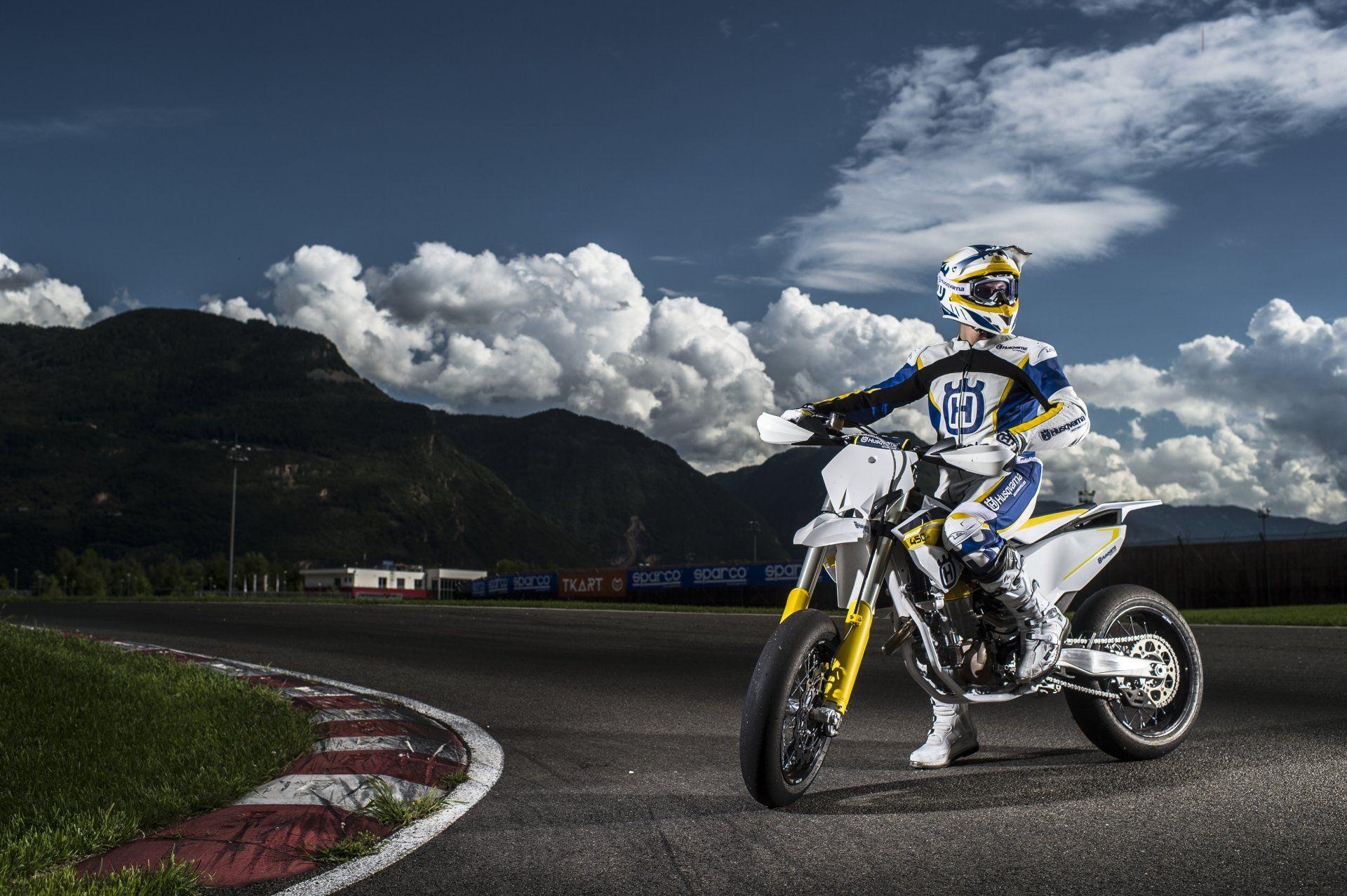 Husqvarna FC 450, Supermoto Wallpaper, 1920x1280 HD Desktop