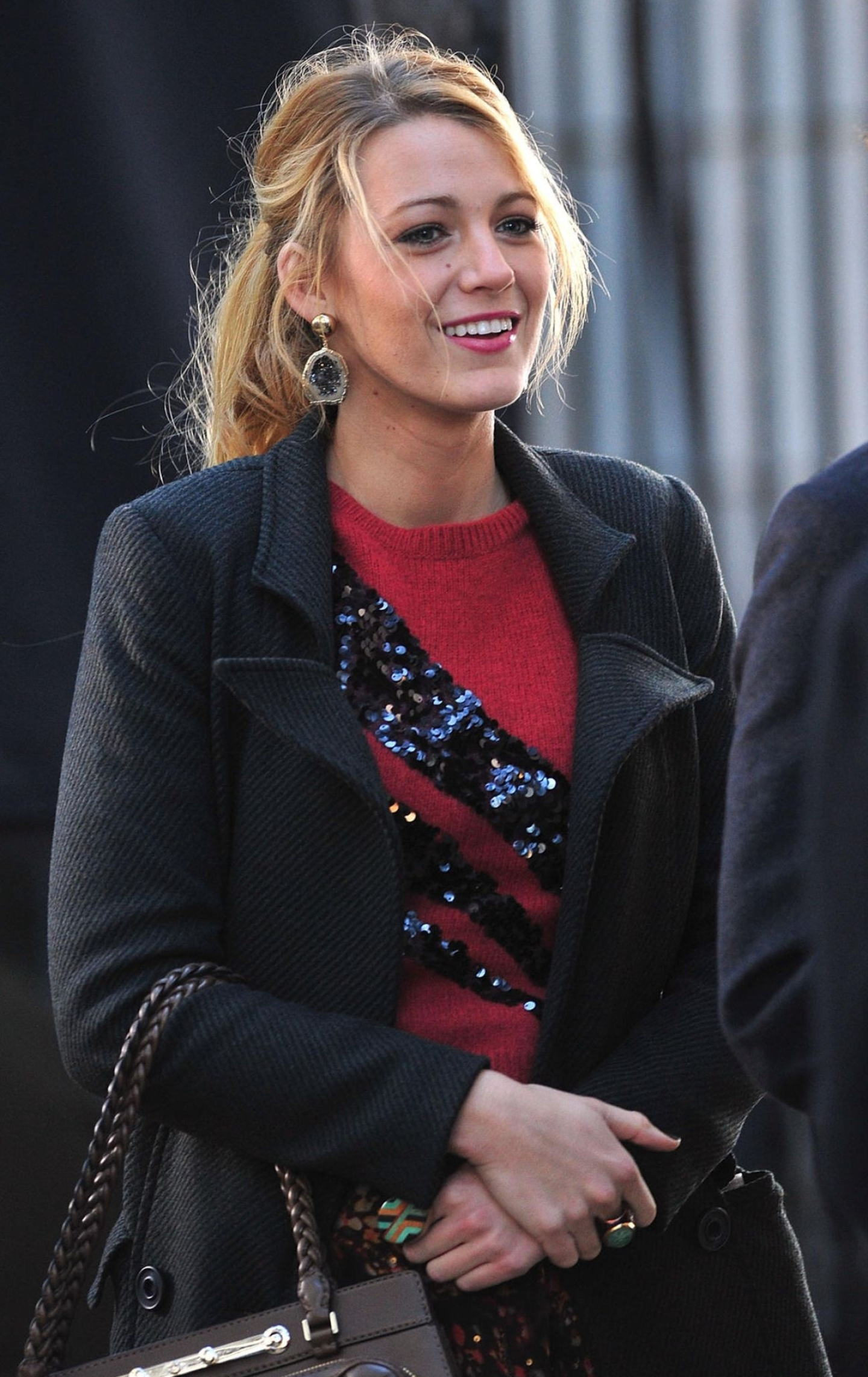 Blake Lively, Serena van der Woodsen, Gossip Girl transformation, Style evolution, 1440x2290 HD Phone