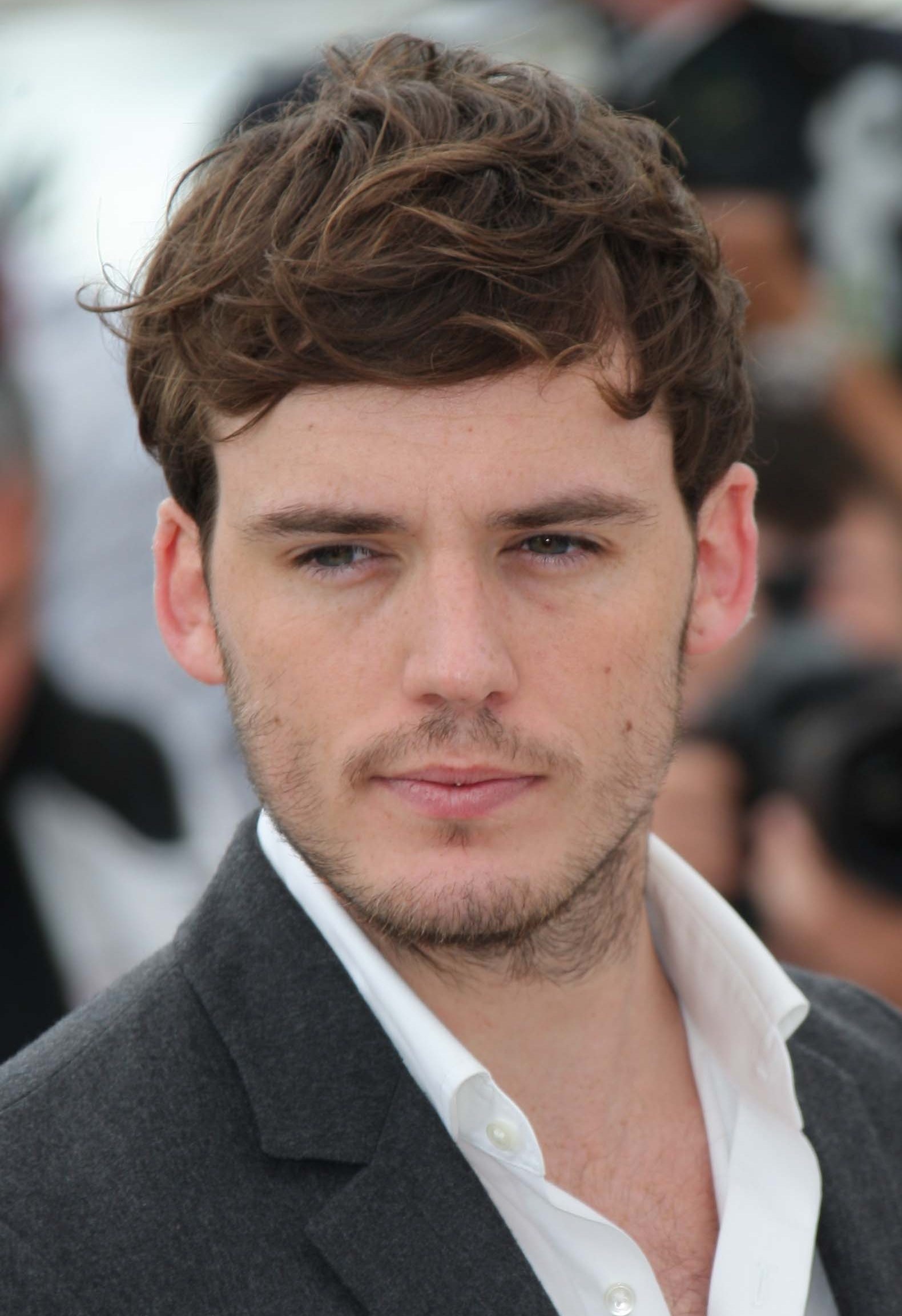 Sam Claflin, iPhone HD wallpaper, 1580x2310 HD Phone