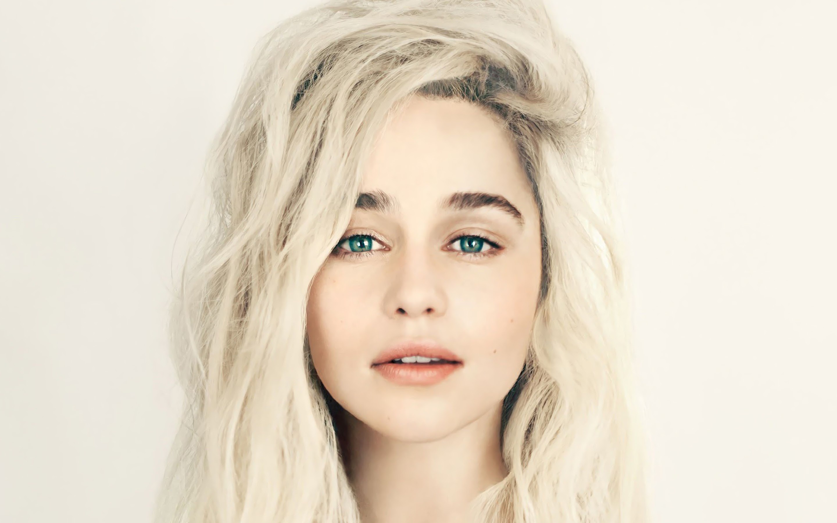 Emilia Clarke, Blonde girl, 4K wallpaper, 2880x1800 HD Desktop