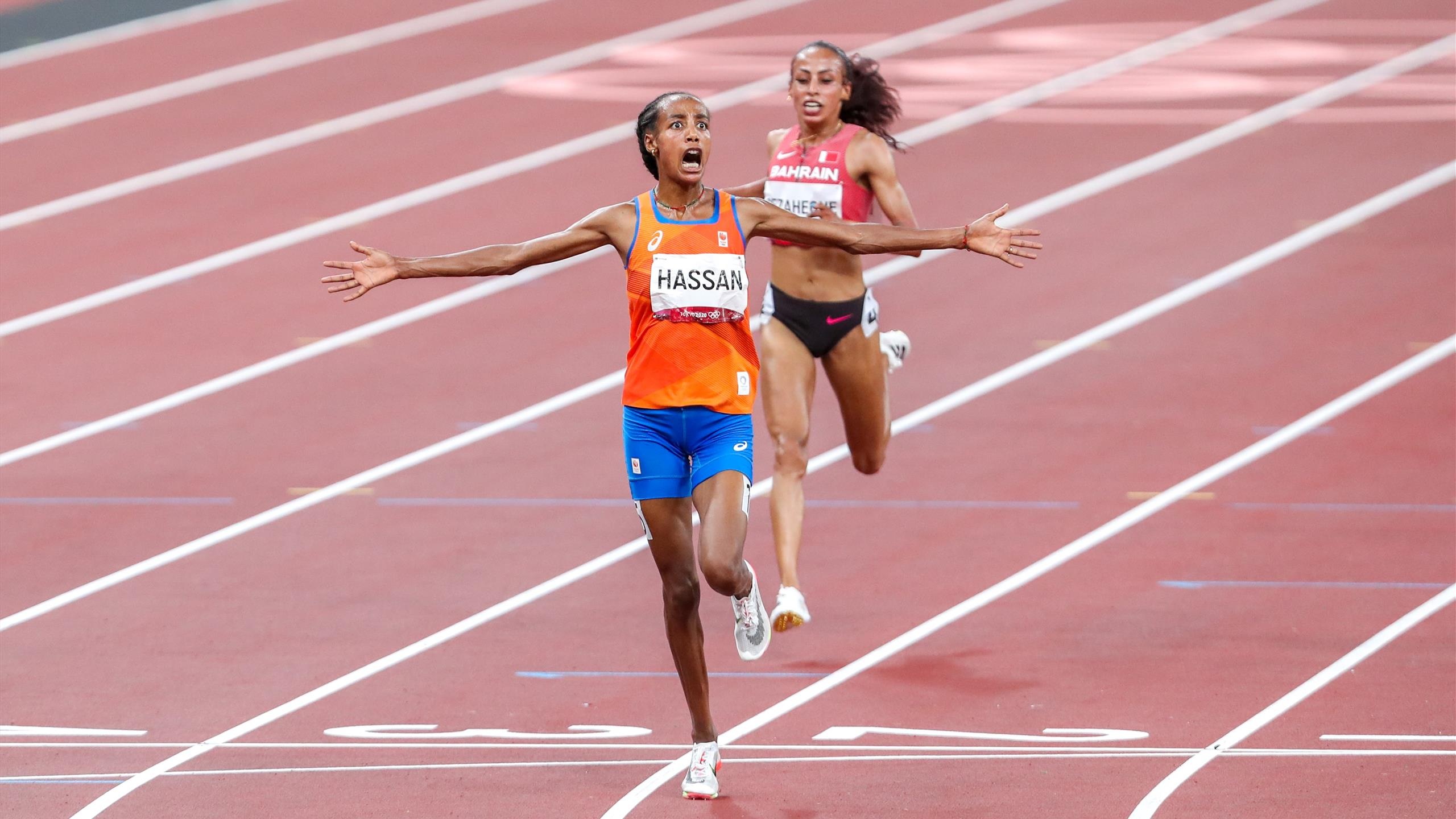 Sifan Hassan, Tokyo 2020, Pain, 10 000m win, 2560x1440 HD Desktop