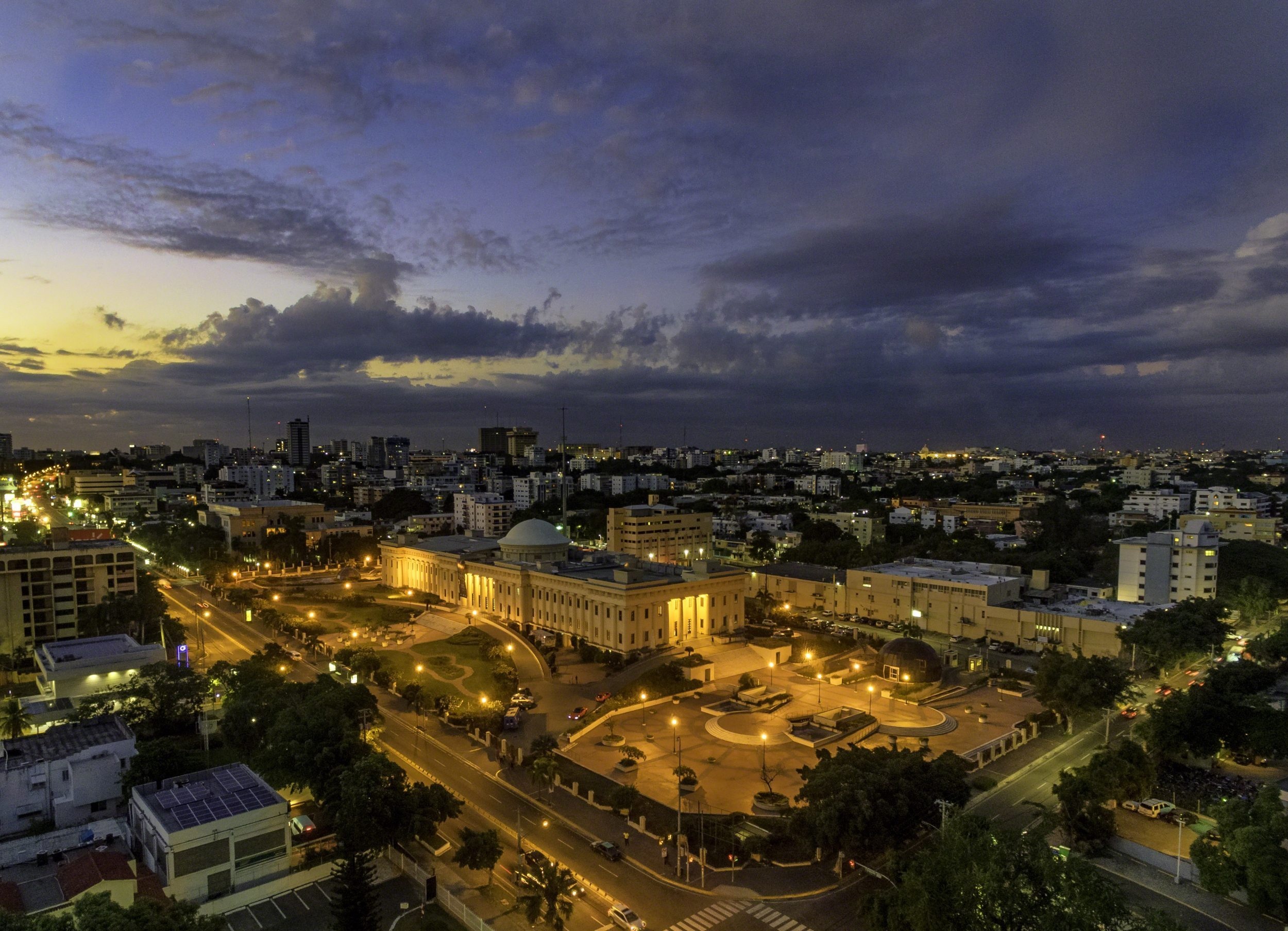 Santo Domingo, Palacio de Bellas Artes, 2500x1810 HD Desktop