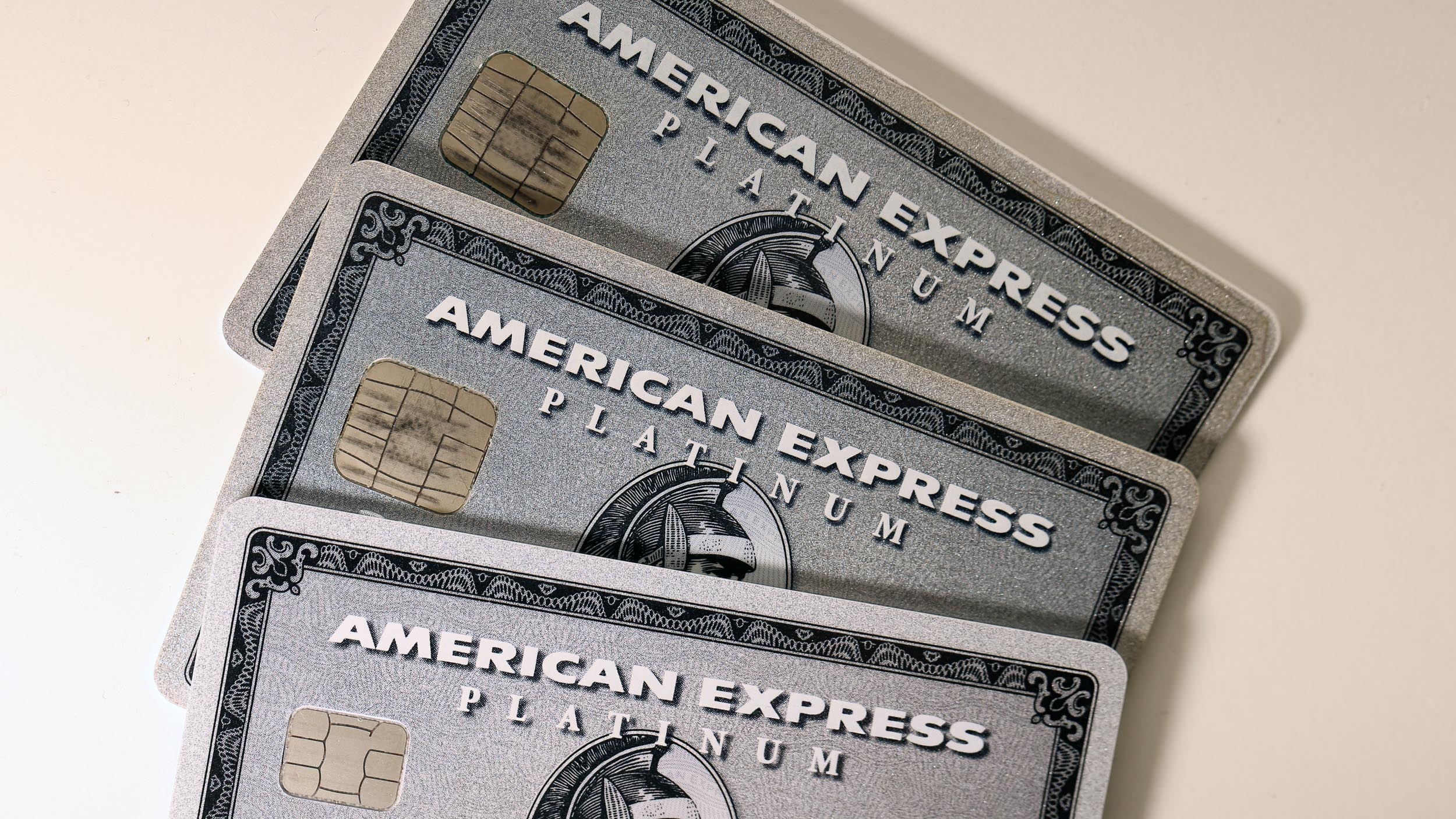 American Express, Gold or Platinum, Comparison, 2022, 2500x1410 HD Desktop