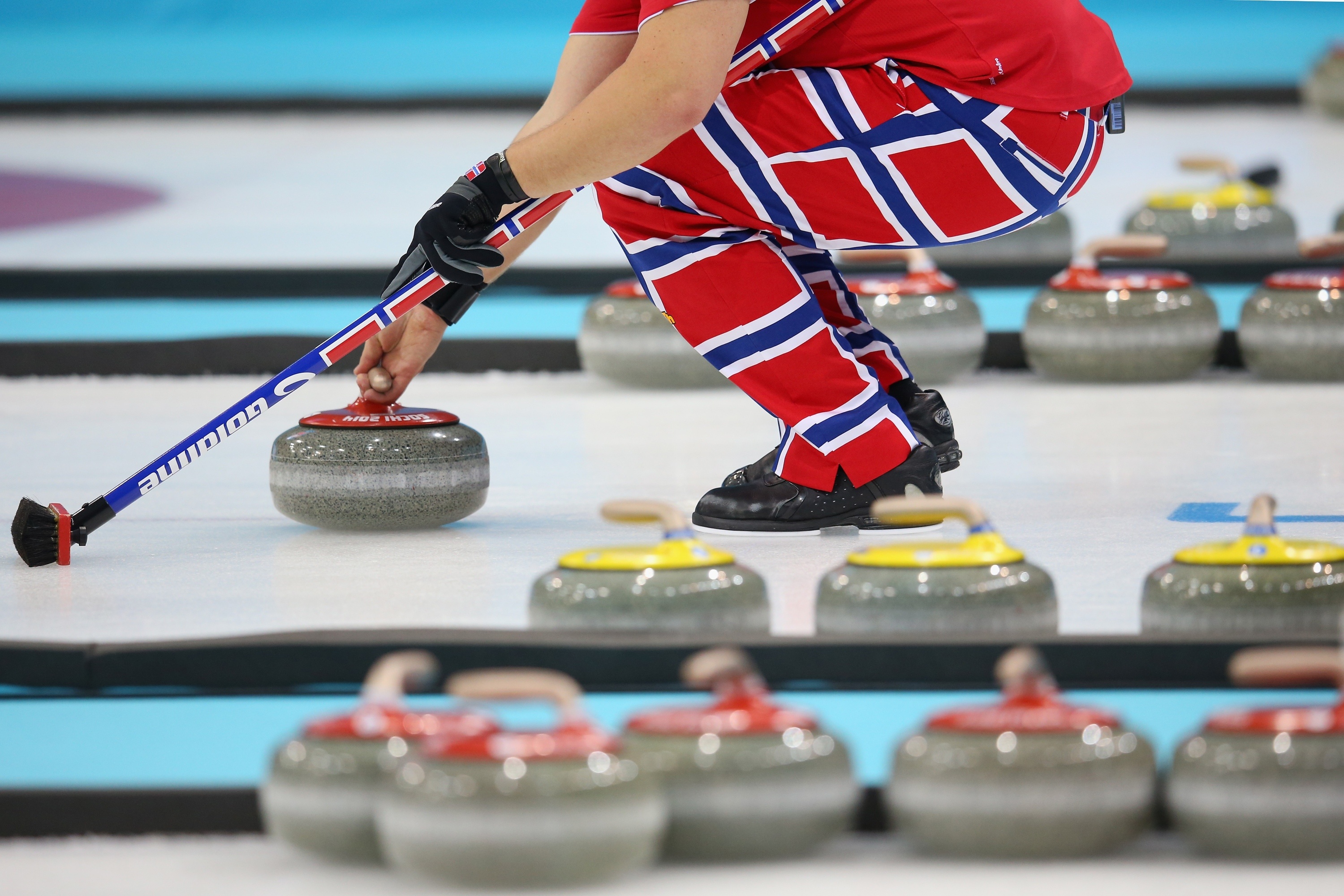 Curling sport, Curling game, Curling competition, Curling equipment, 3000x2000 HD Desktop