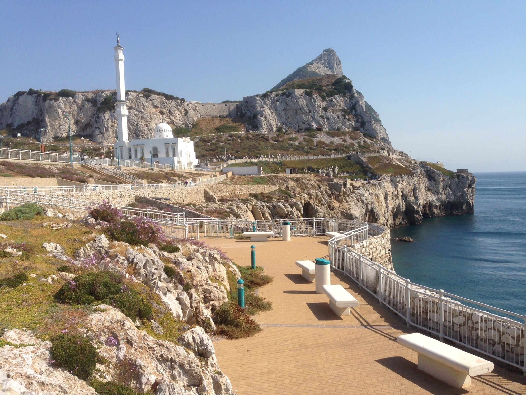 Gibraltar, Paris skyline, Outdoor beauty, 2050x1540 HD Desktop