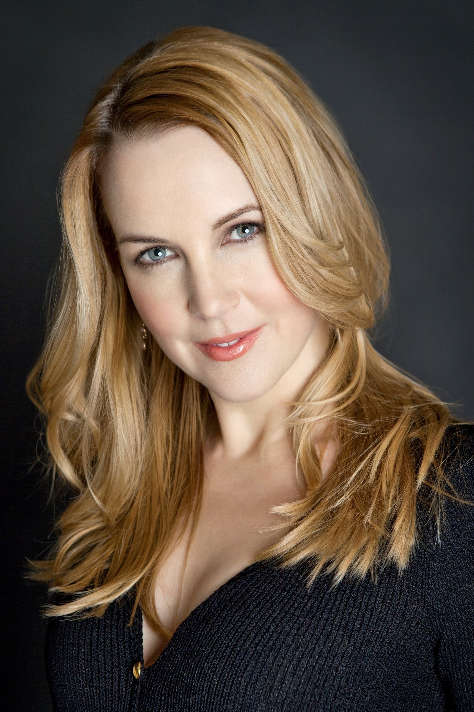 Renee O'Connor, TV shows, Profile images, Movie database, 2000x3000 HD Phone