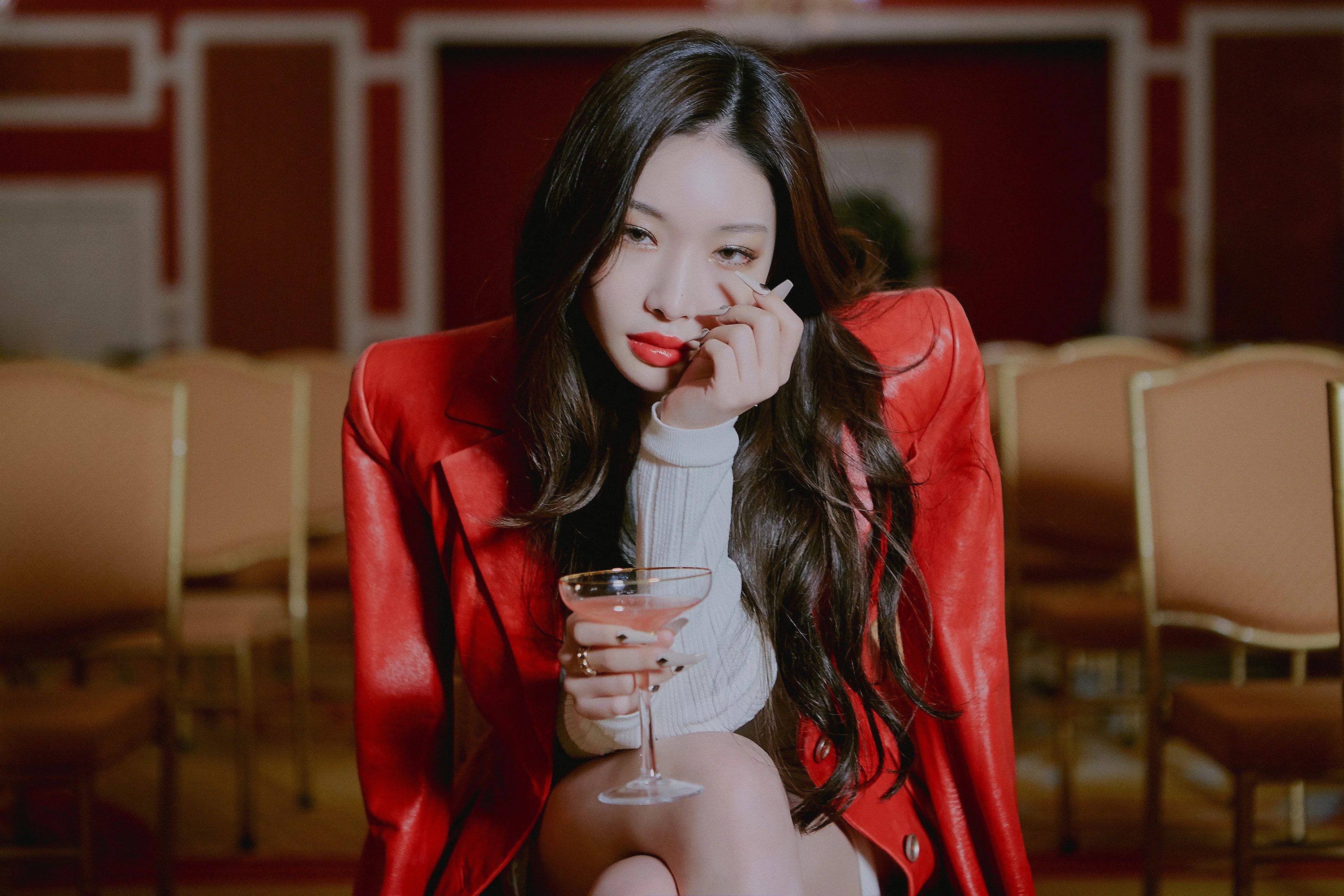 CHUNG HA, Demente MV, Naver updates, 3000x2000 HD Desktop