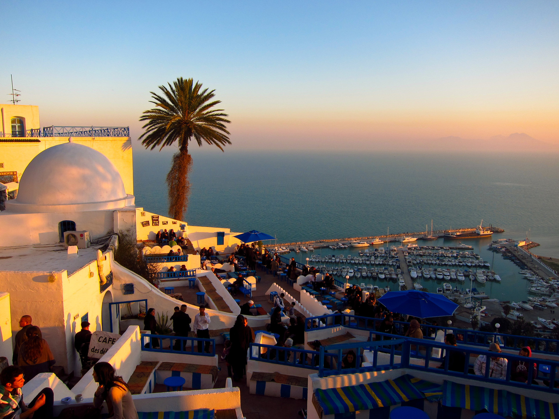 Tunisia, Cultural experience, Erasmus journey, Immersive learning, 1920x1440 HD Desktop