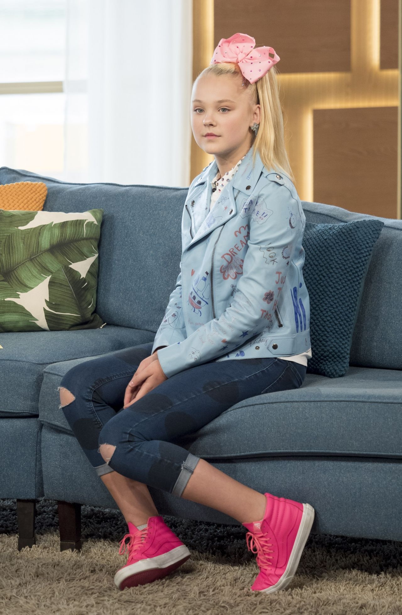 JoJo Siwa found on Bing, Celebrity look, Style inspiration, 1280x1960 HD Phone