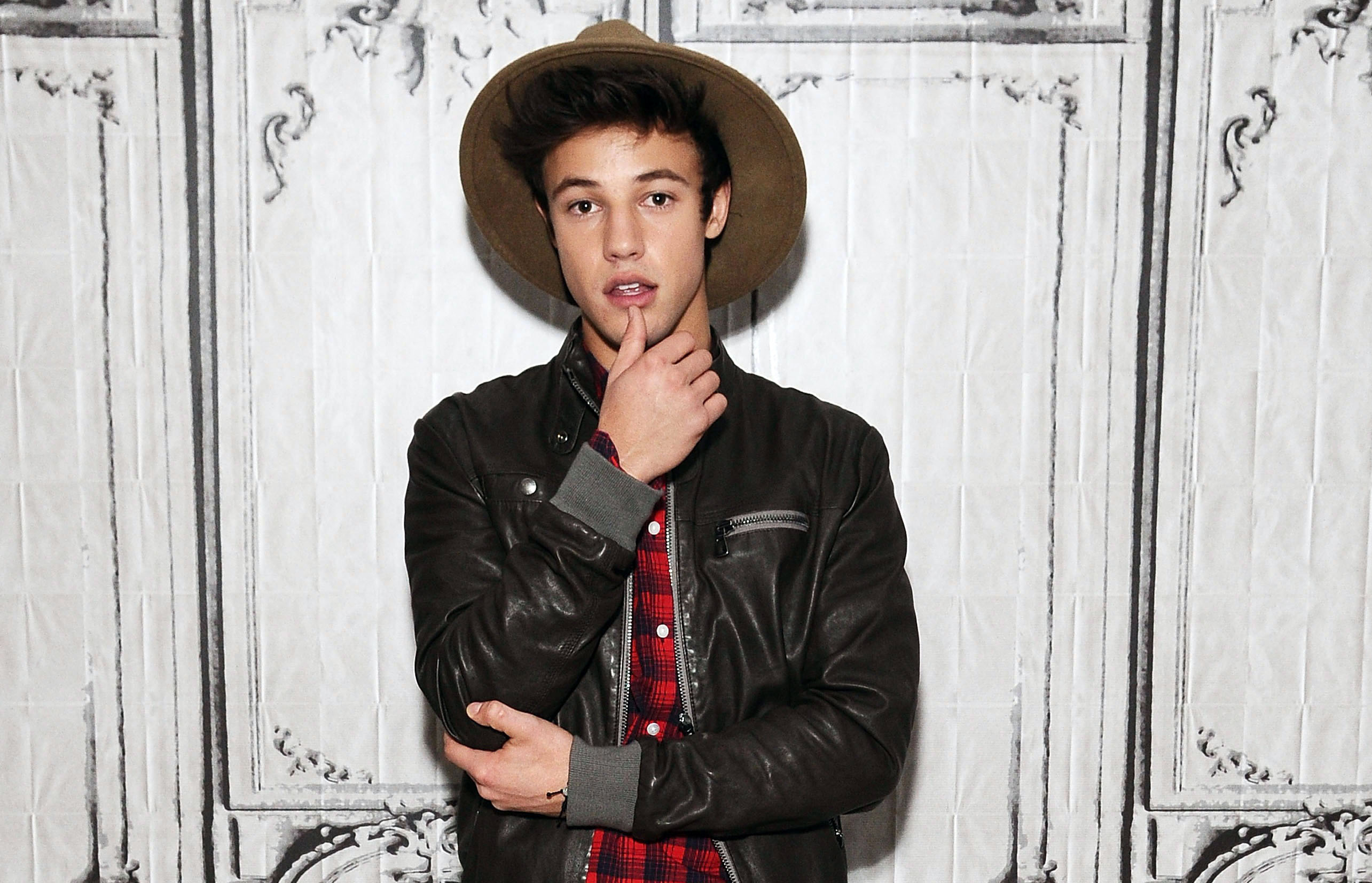 Cameron Dallas, Striking wallpapers, Stylish celeb, Fan-favorite, 2570x1660 HD Desktop