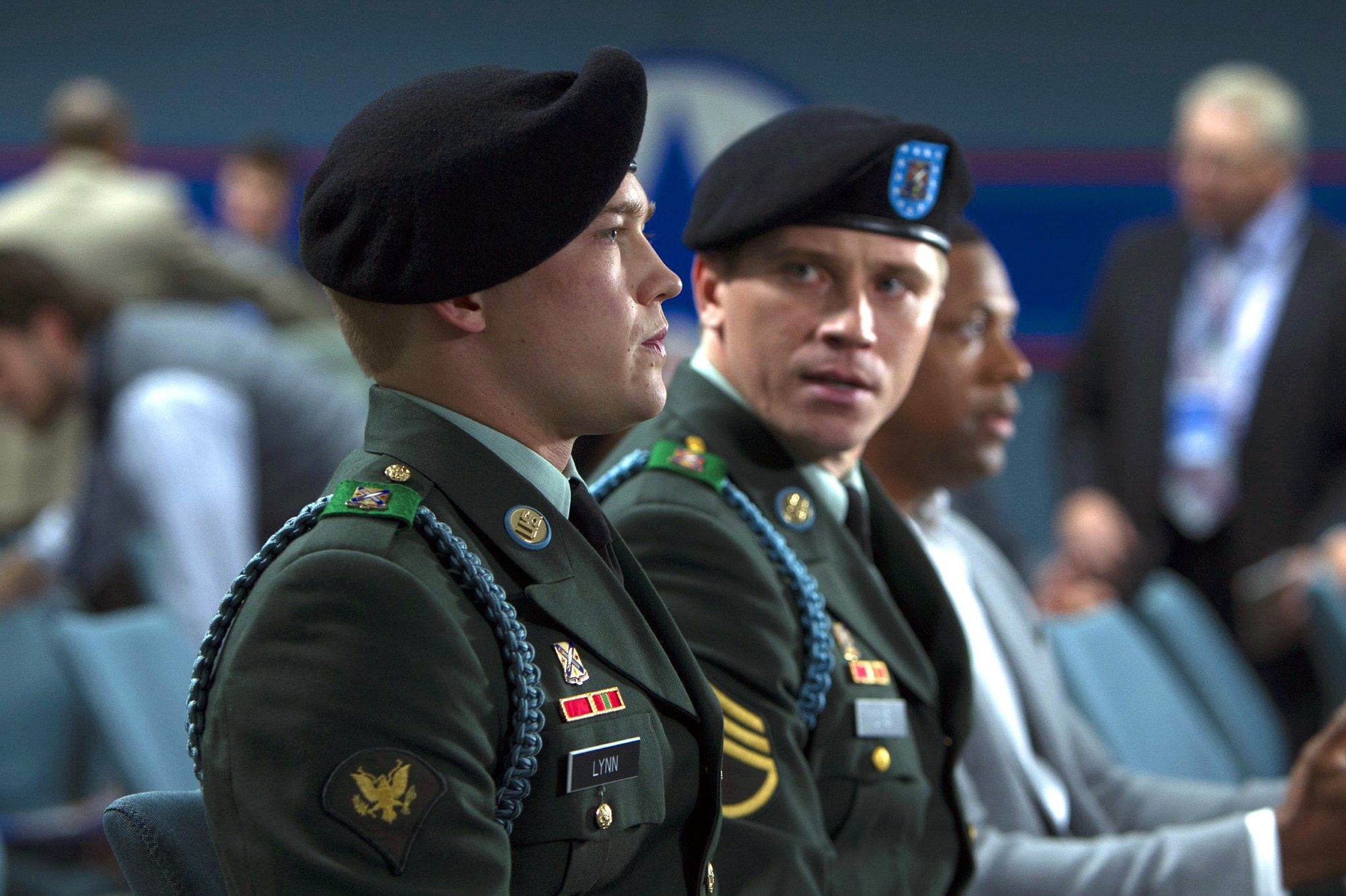 Joe Alwyn, Billy Lynn, Cinegatti Cinema, Perugia, 2000x1340 HD Desktop