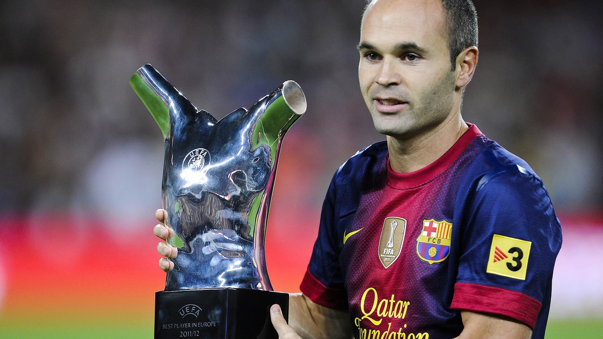 UEFA Best Players, Iniesta Wallpaper, 2050x1160 HD Desktop