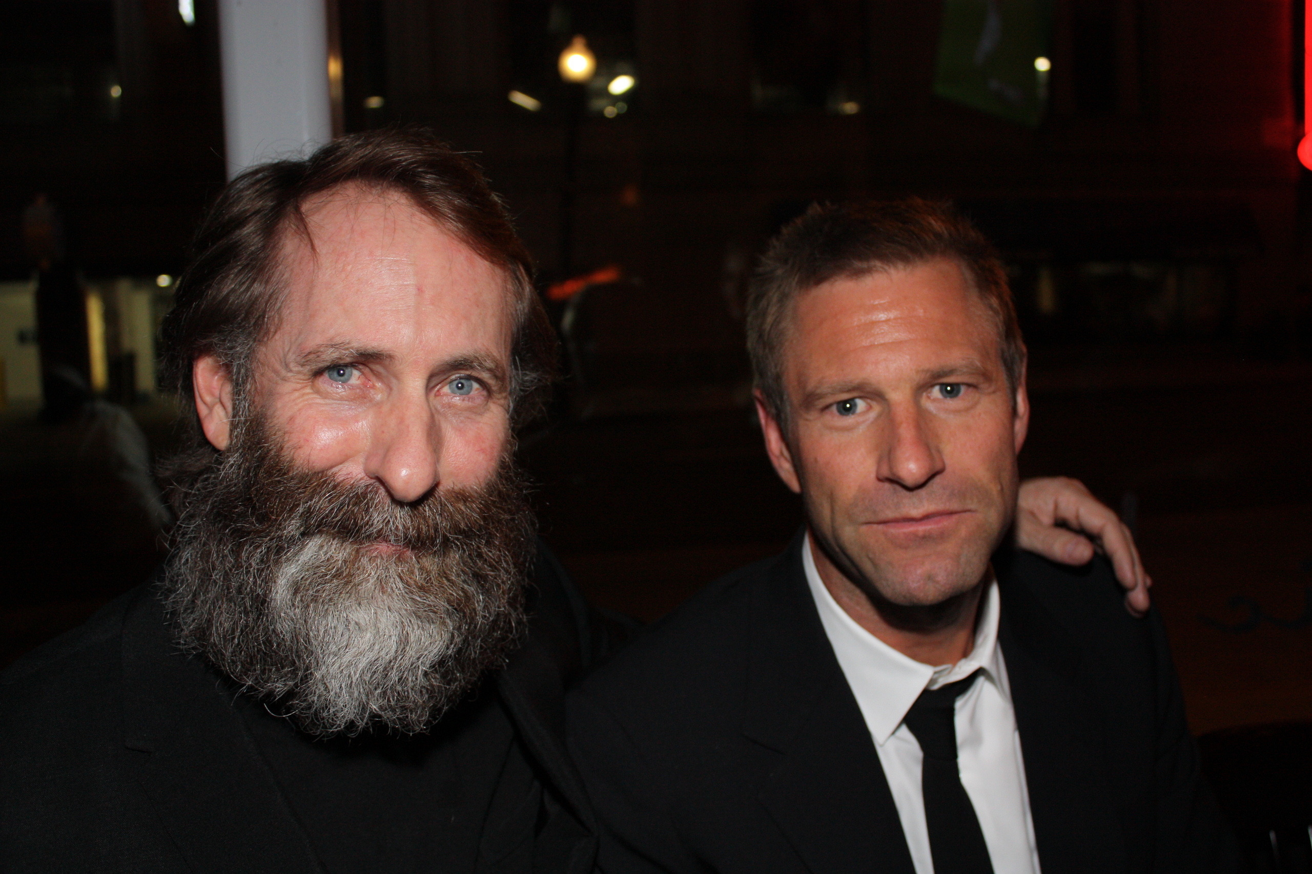 Aaron and Jim Eckhart, Brotherly bond, Fanpop, Candid photo, 2560x1710 HD Desktop