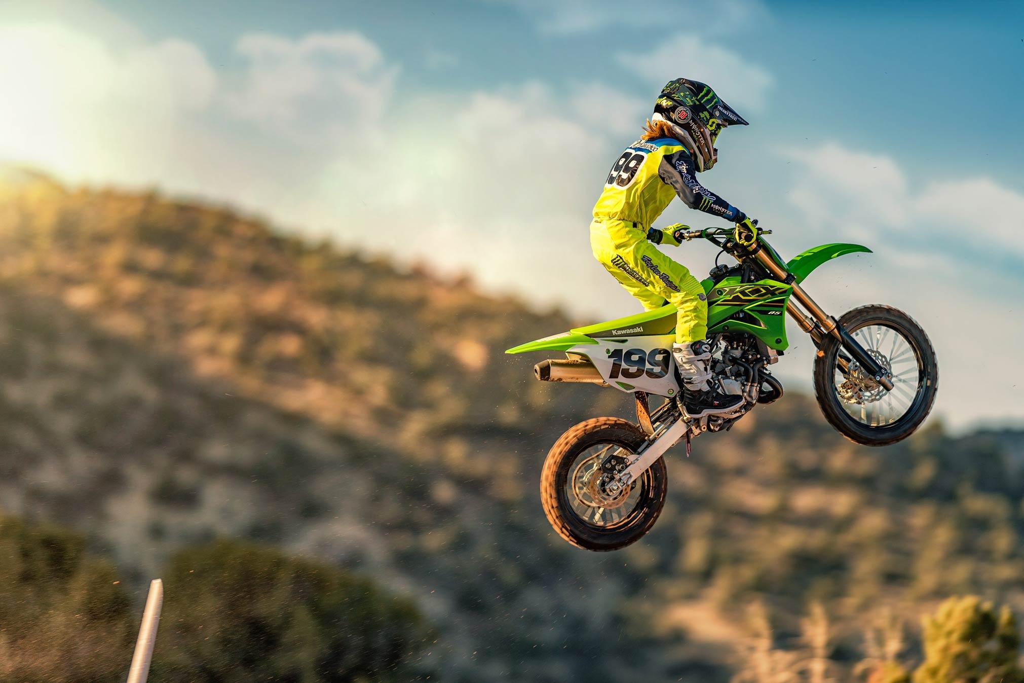 Kawasaki KX85, Off-road motorcycle, Lightweight and agile, Dominating power, 2030x1350 HD Desktop